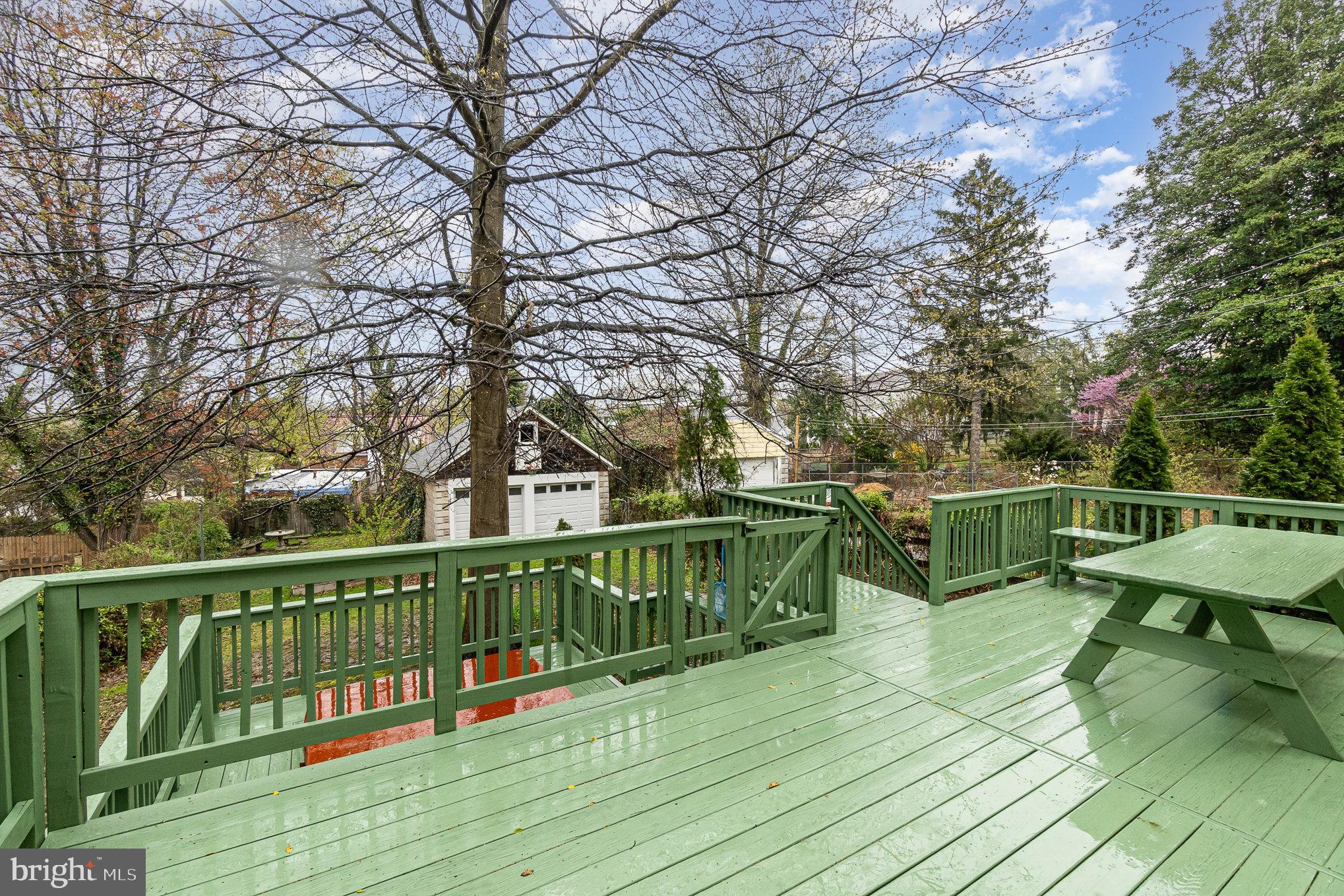 LAURAVILLE HISTORIC DISTRICT - Residential