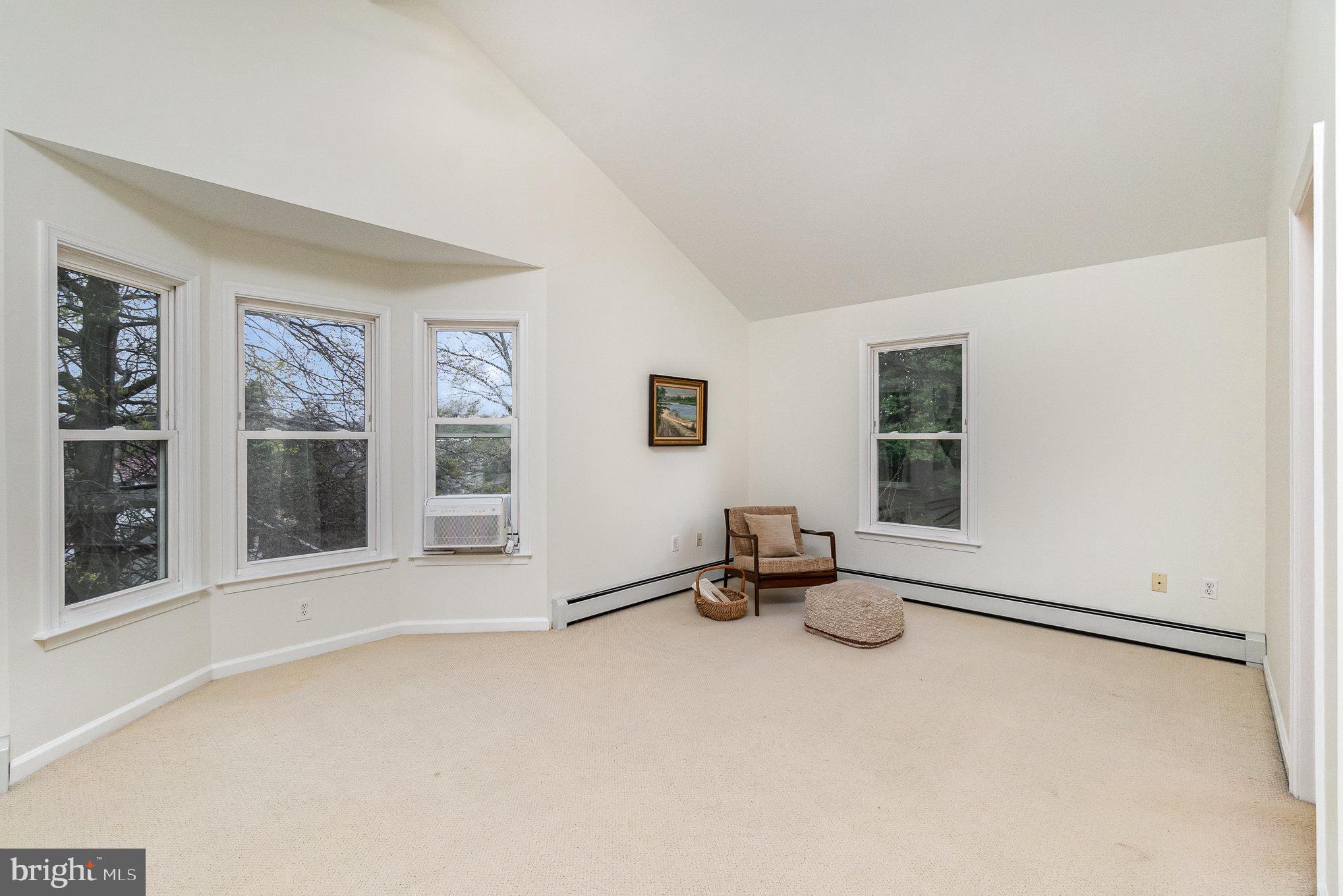 LAURAVILLE HISTORIC DISTRICT - Residential