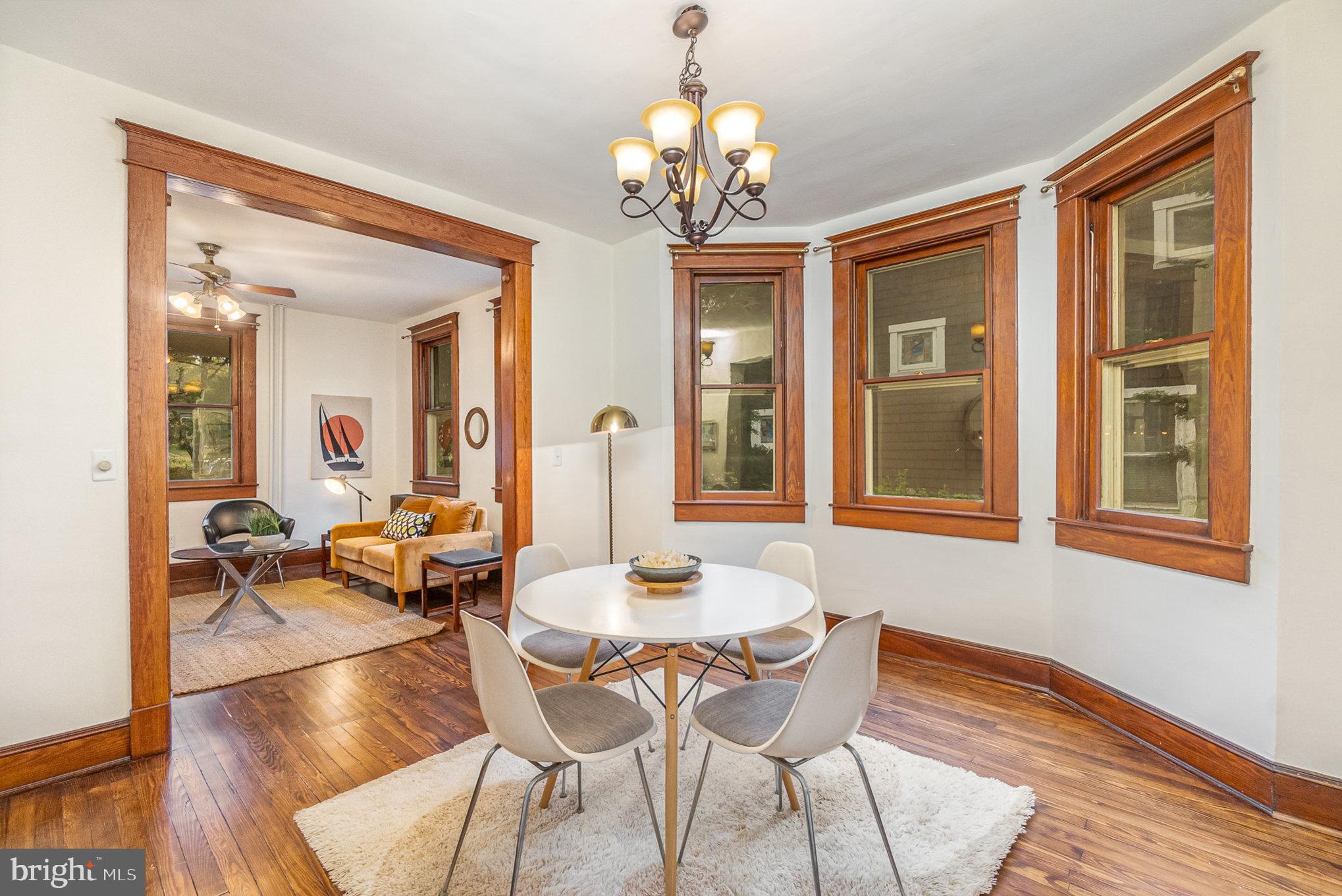 LAURAVILLE HISTORIC DISTRICT - Residential