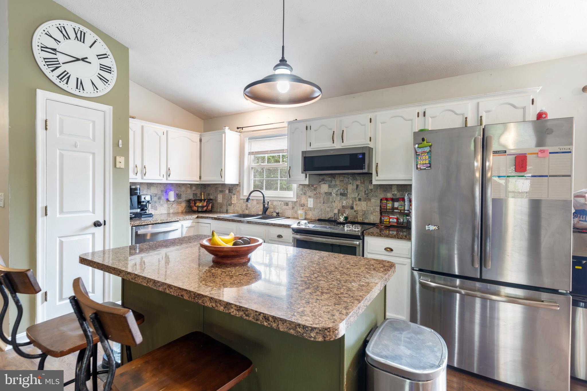 APPLE MT LAKE - Residential