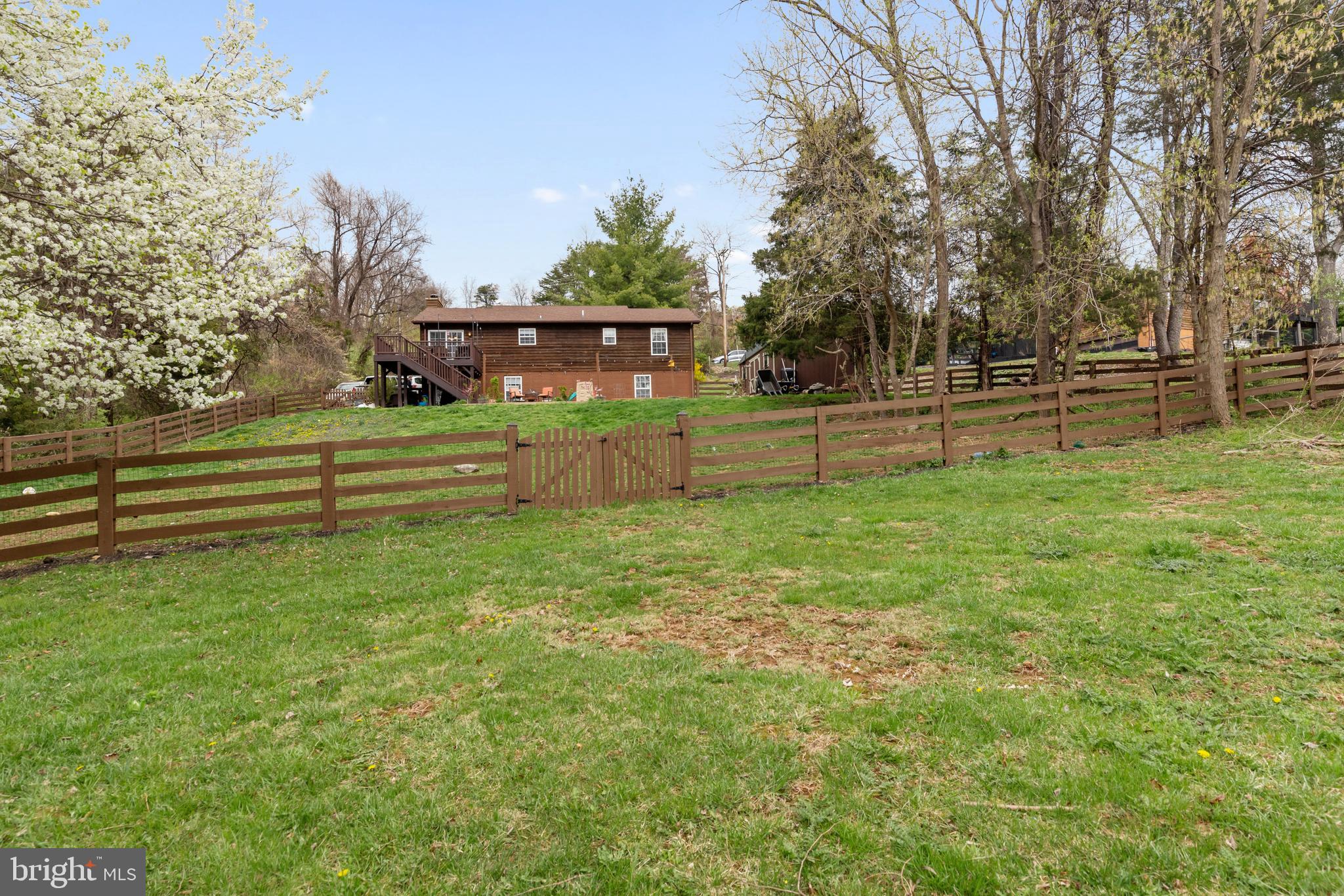 APPLE MT LAKE - Residential