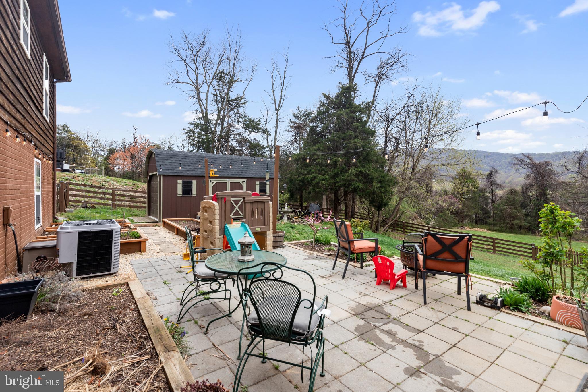 APPLE MT LAKE - Residential