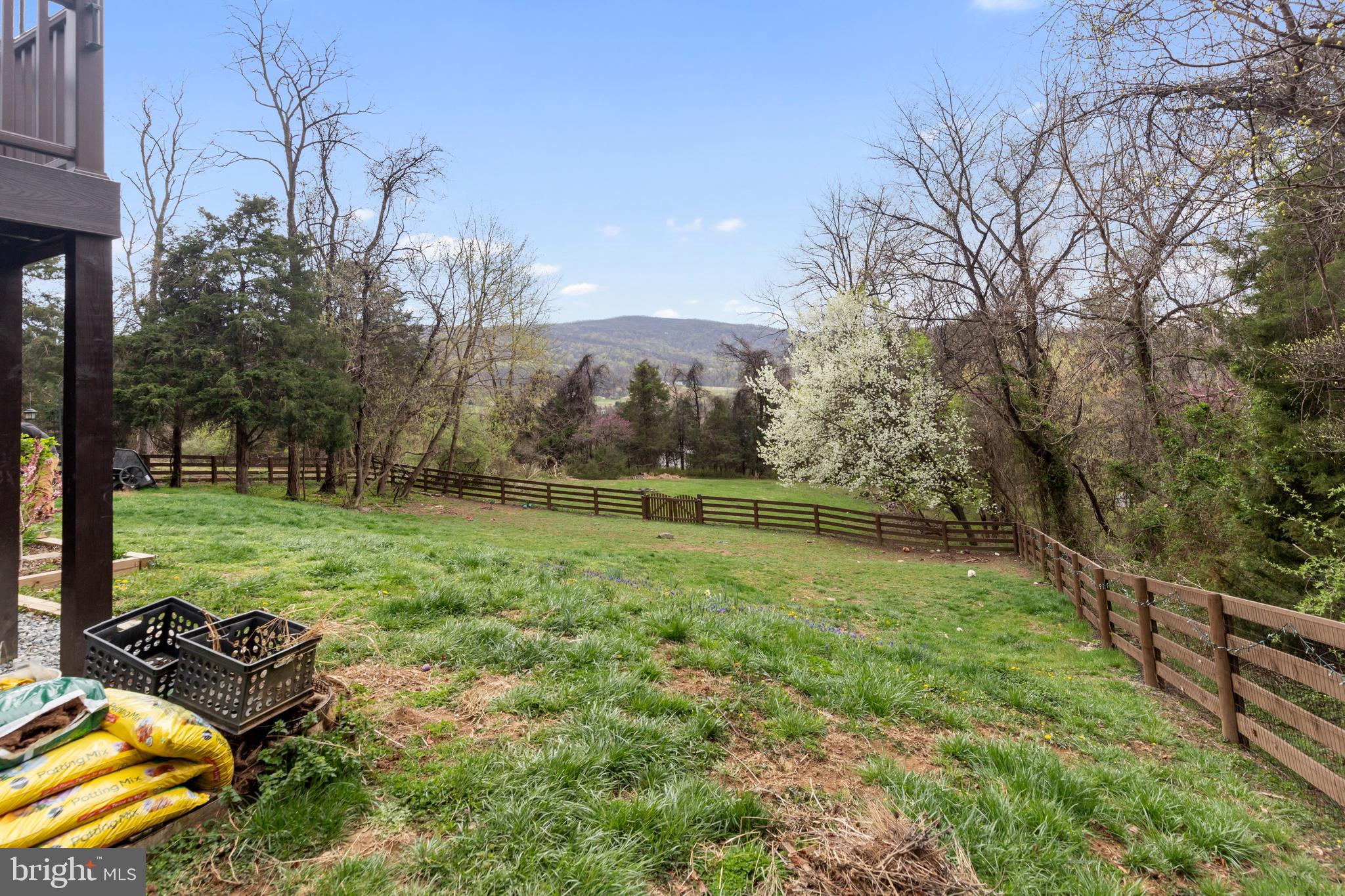 APPLE MT LAKE - Residential