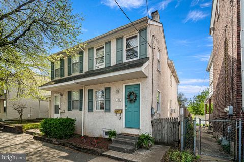 322 SOUTH STREET POTTSTOWN PA 19464