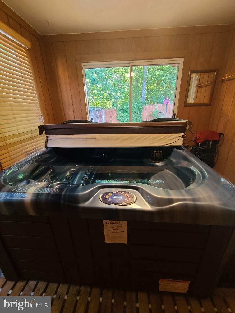 MATTAWOMAN WOODS IND HEAD - Residential