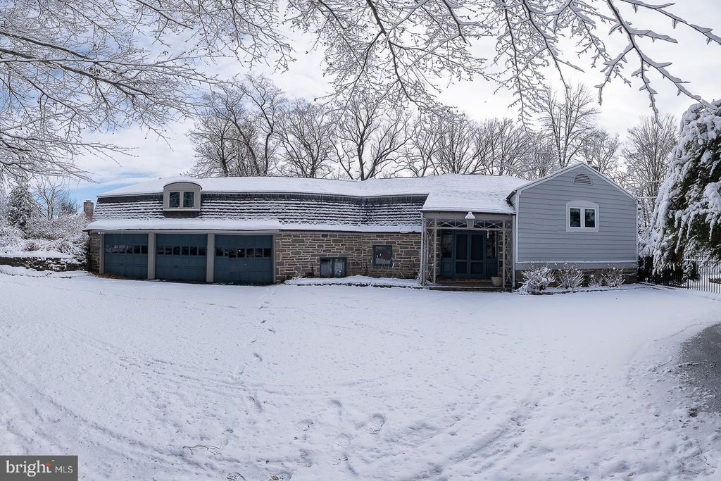 Photo of 241 Cheswold Lane, HAVERFORD, PA 19041 (MLS # PAMC2166128)