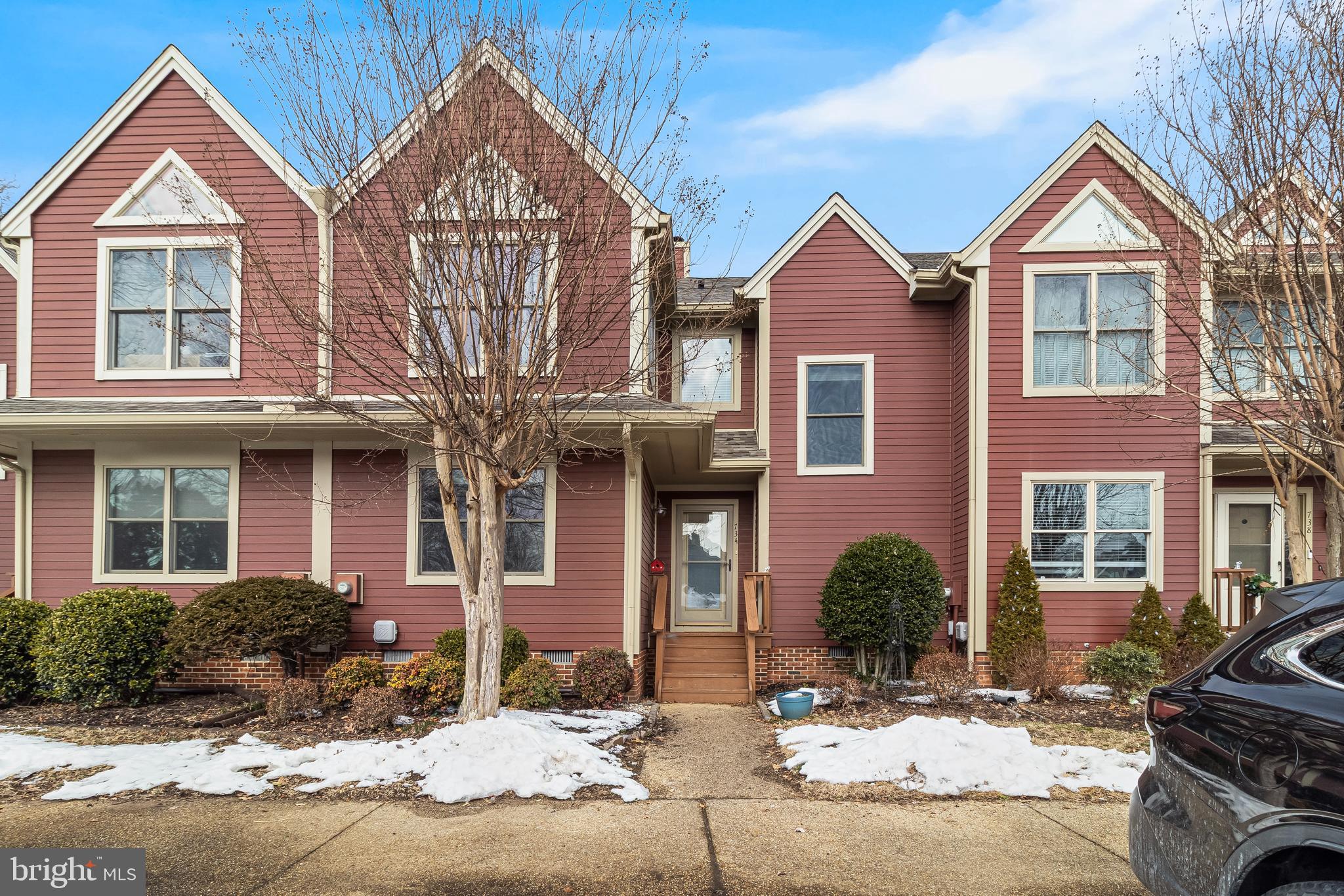 MILL CREEK CONDOMINIUMS - Residential