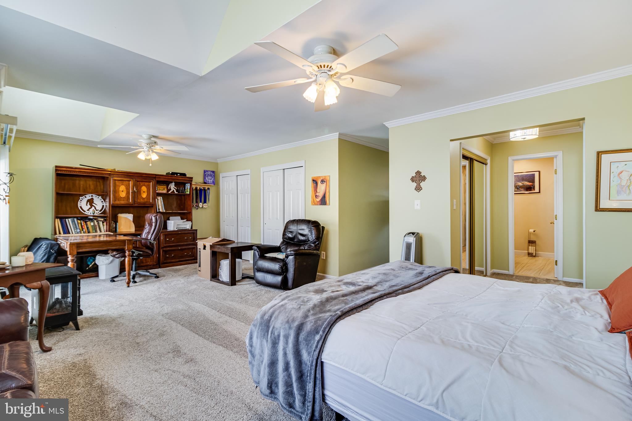 MILL CREEK CONDOMINIUMS - Residential