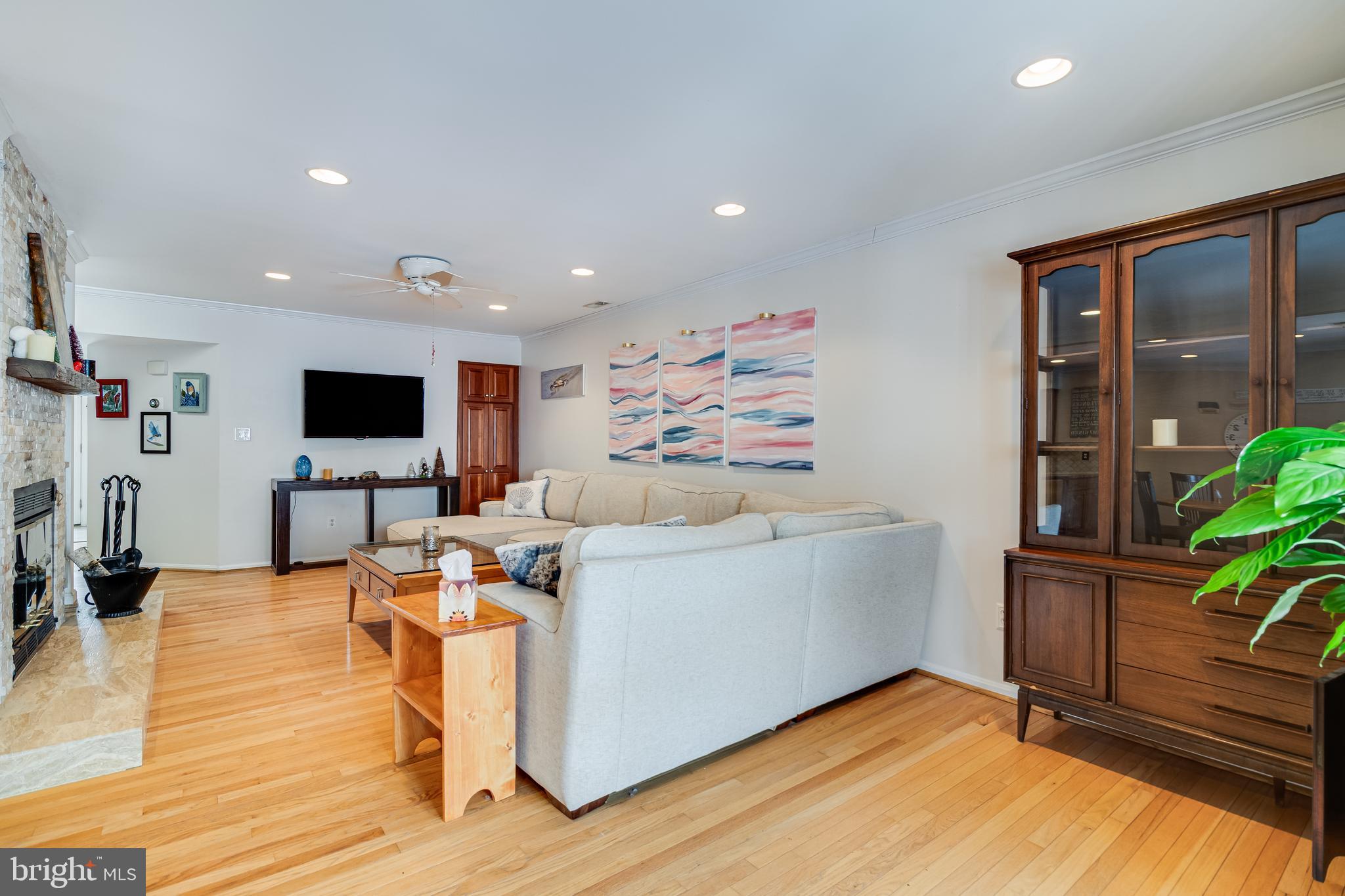 MILL CREEK CONDOMINIUMS - Residential