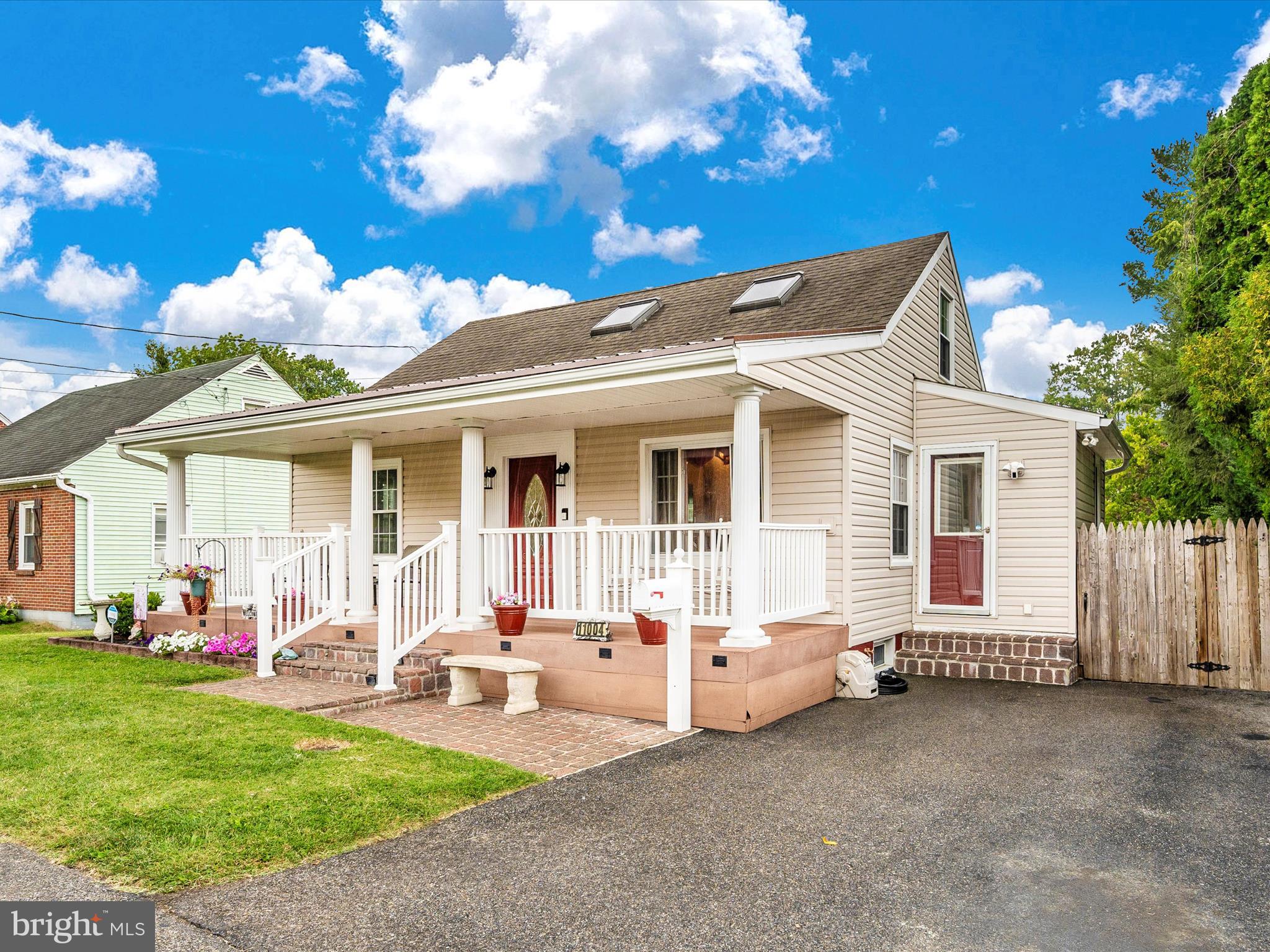 HALFWAY AREA - Residential