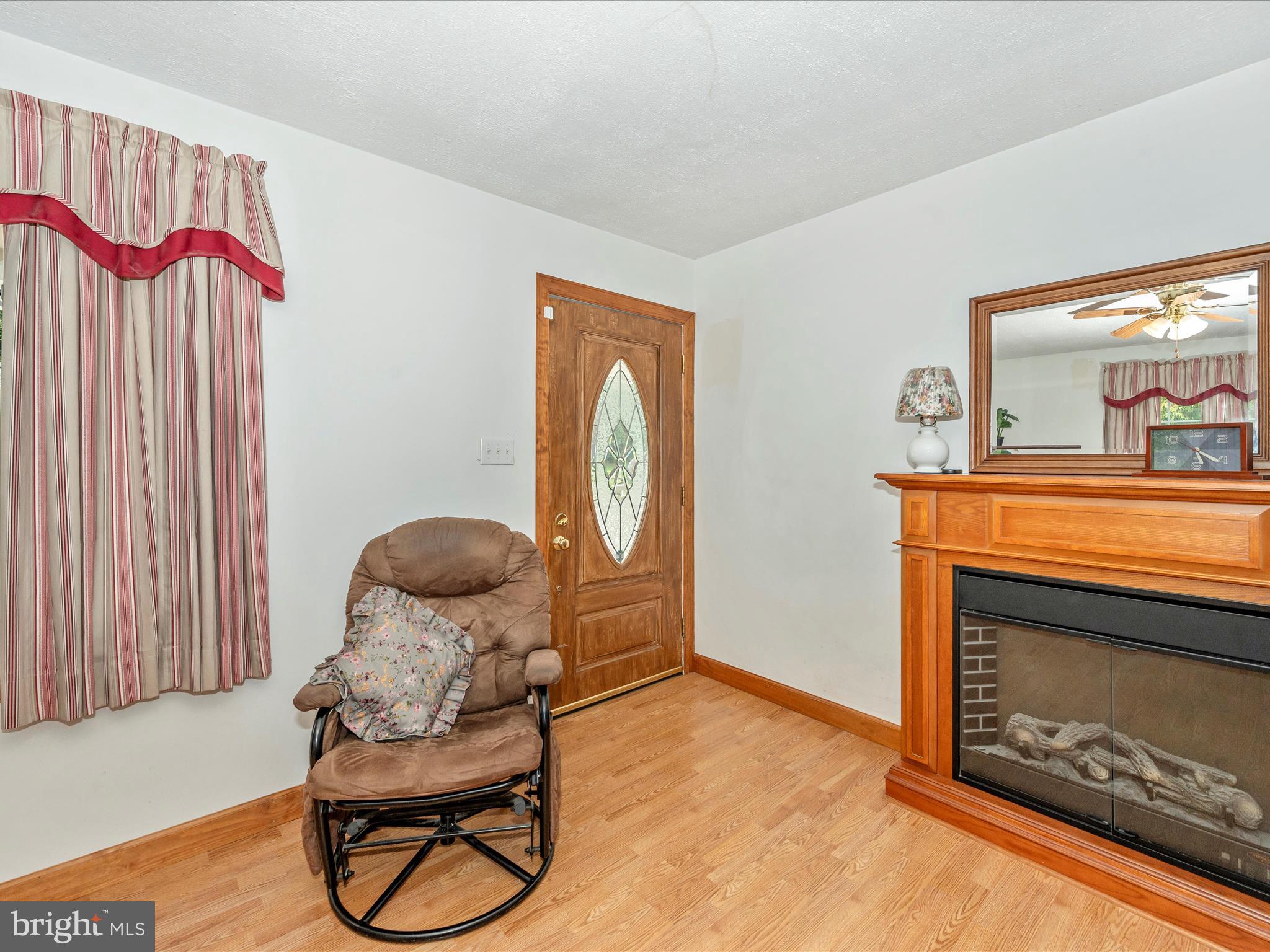 HALFWAY AREA - Residential