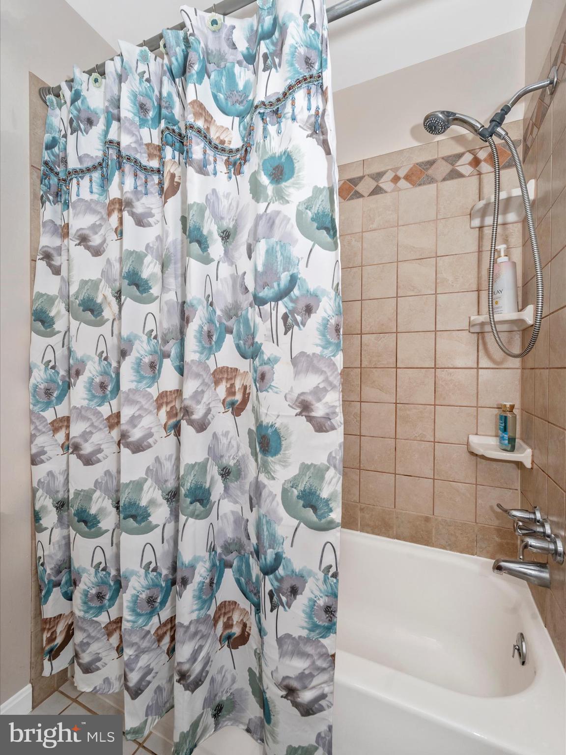 HALFWAY AREA - Residential