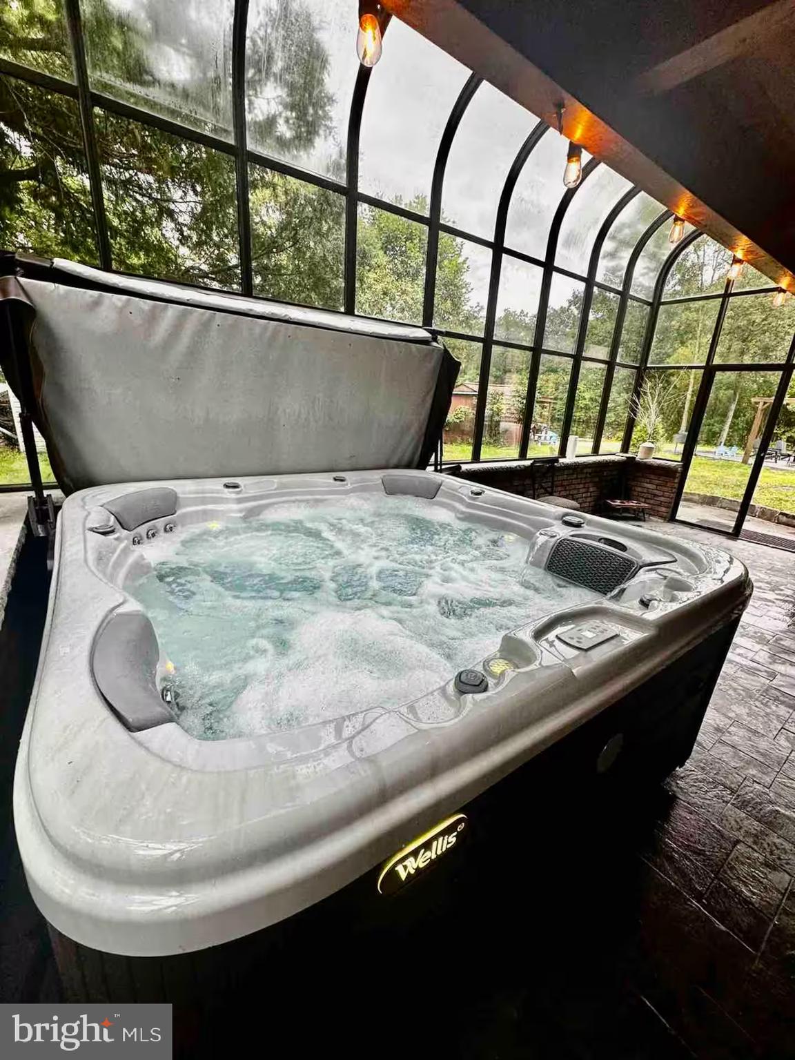 WINONA LAKES - Residential