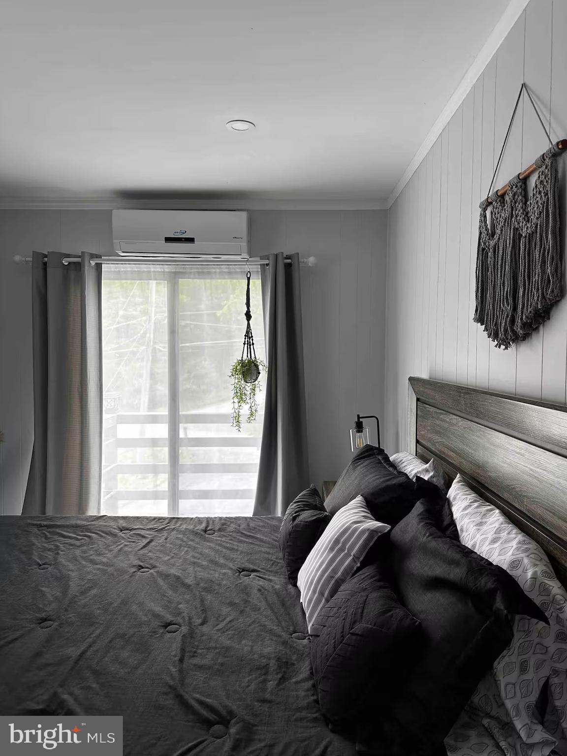 WINONA LAKES - Residential