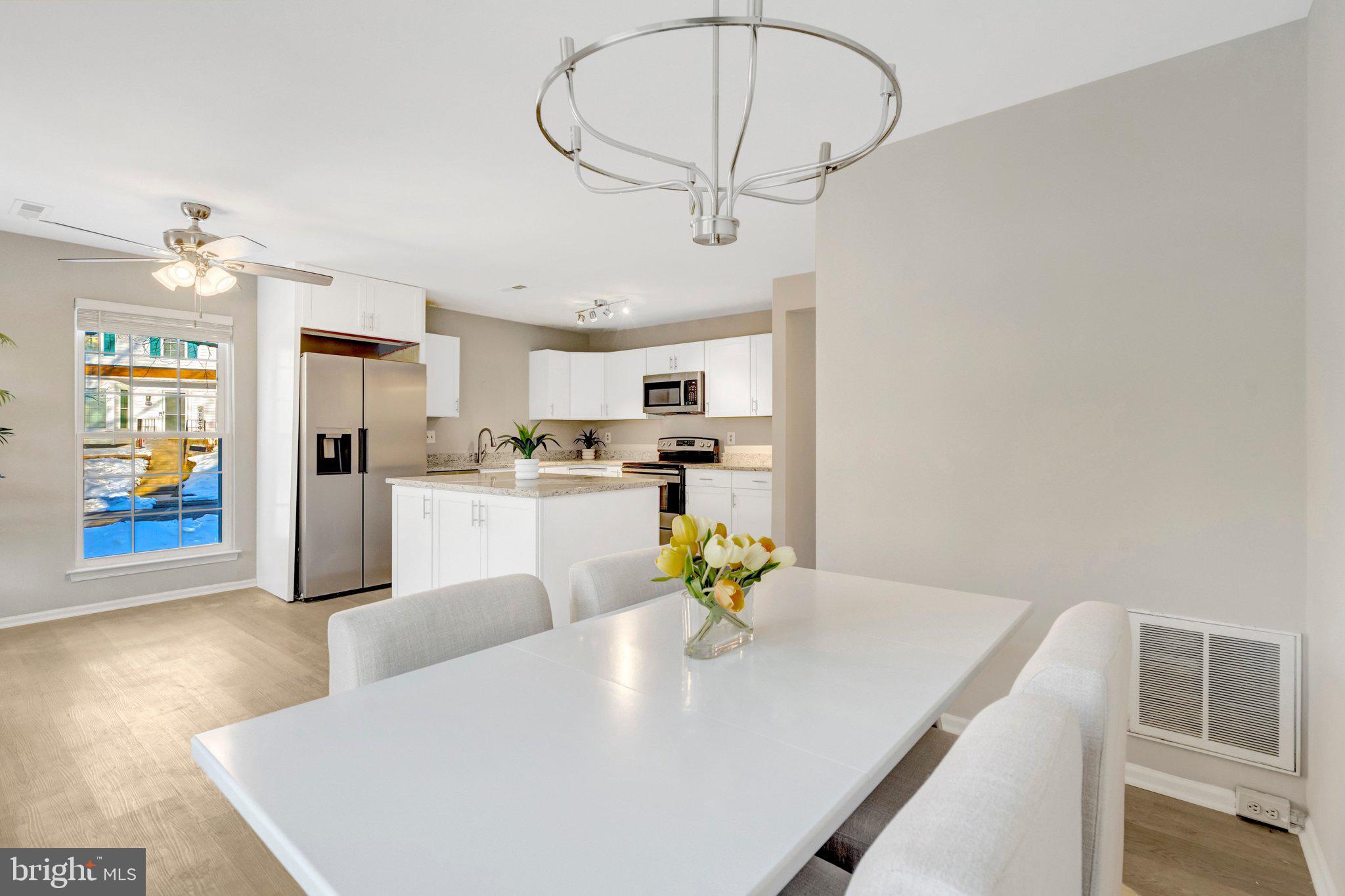 POTOMAC CROSSING - Residential