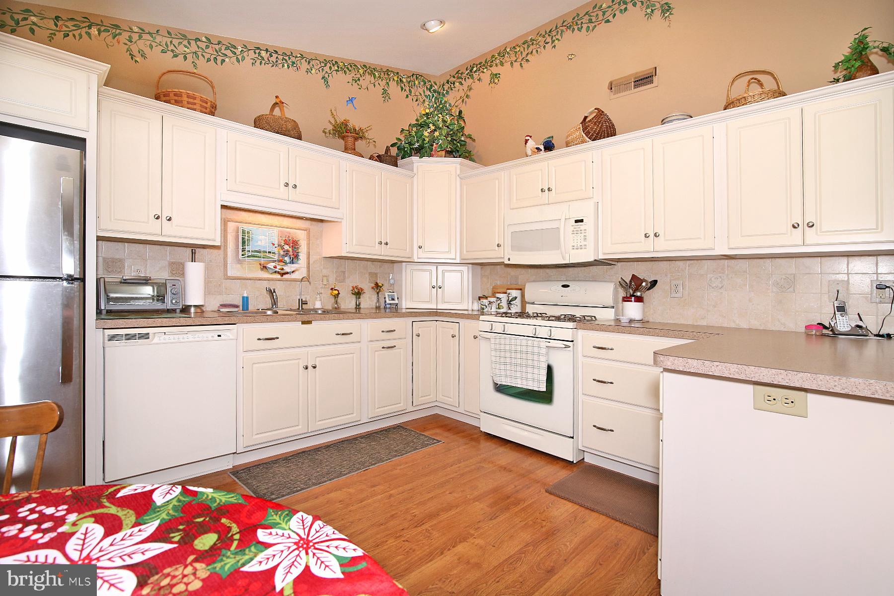 ARBOR GATE - Residential