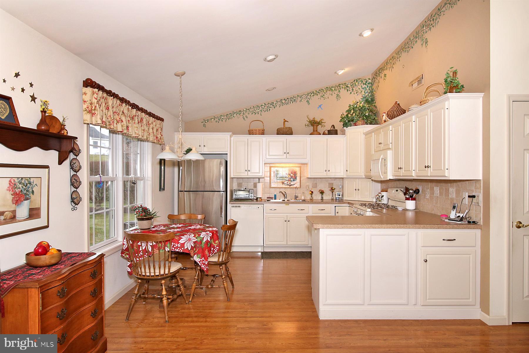 ARBOR GATE - Residential