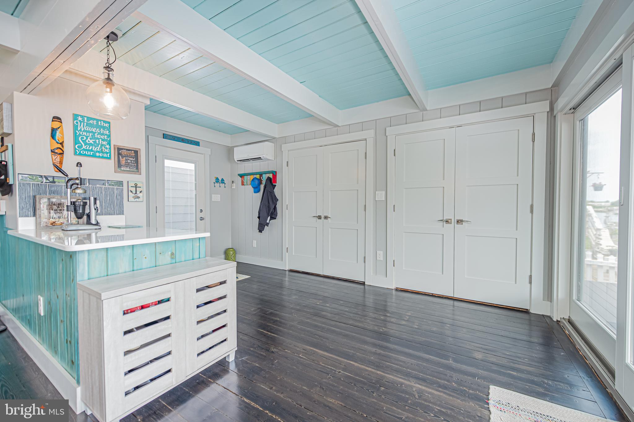 CAINE KEYS II EXT - Residential