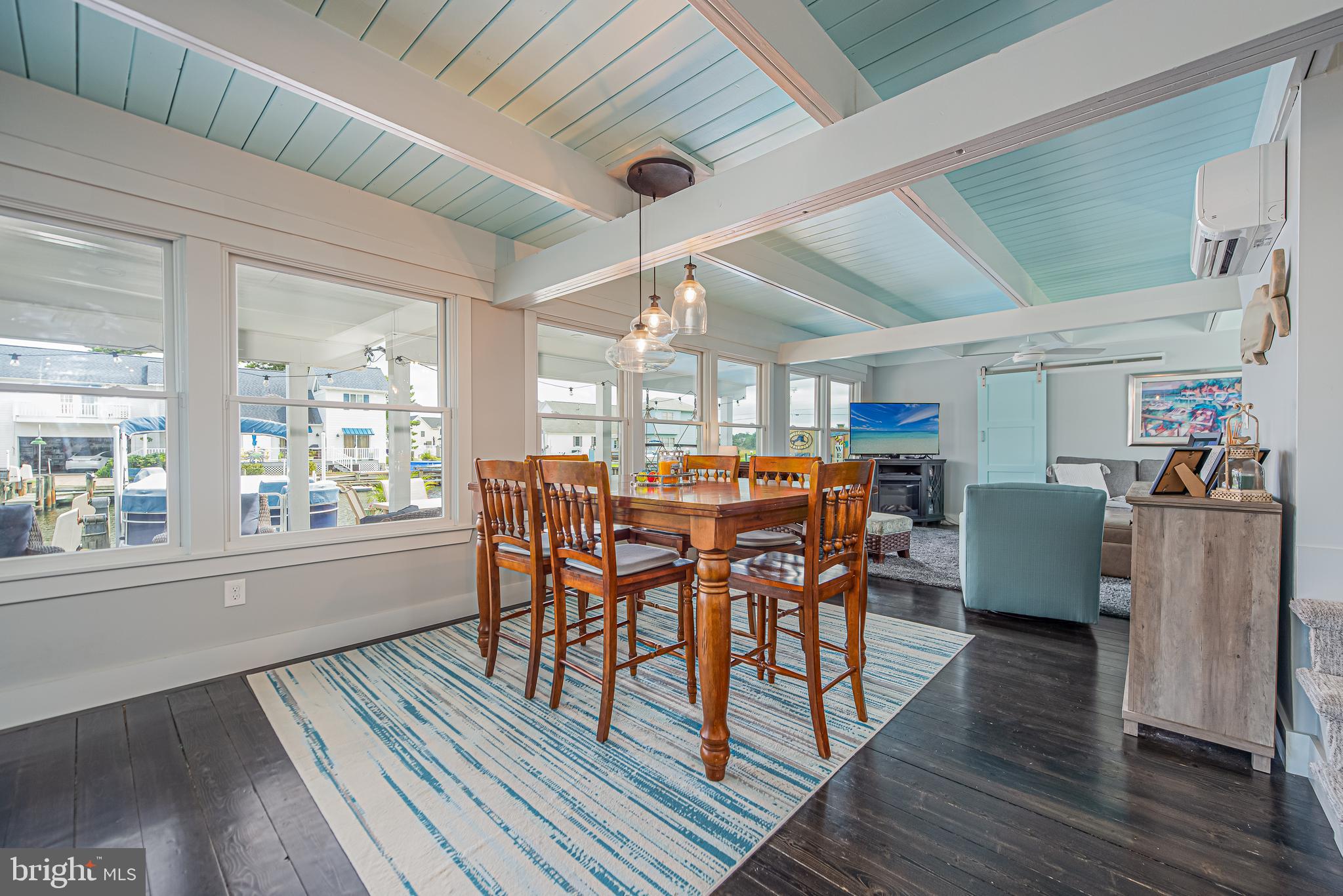 CAINE KEYS II EXT - Residential