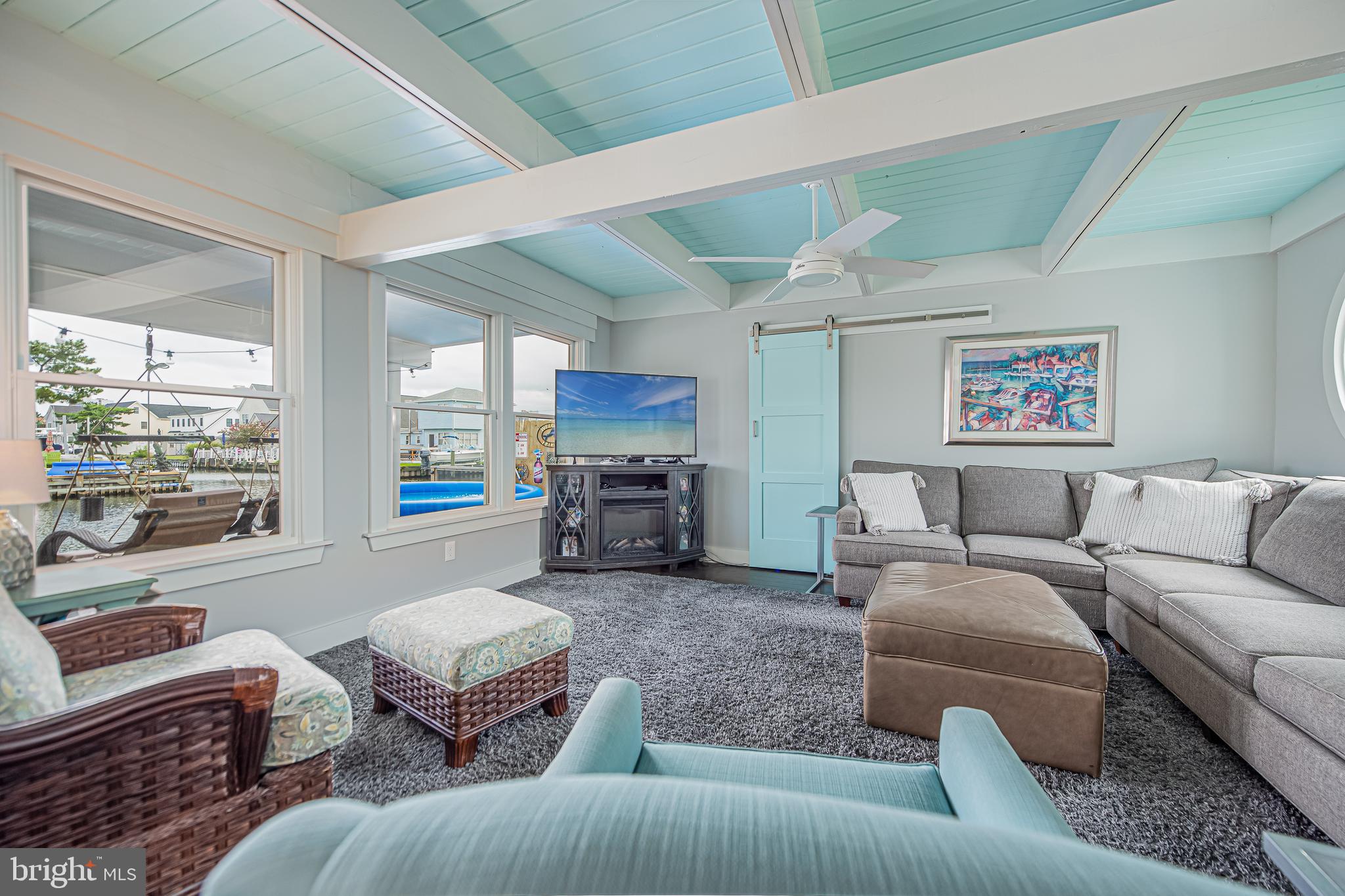 CAINE KEYS II EXT - Residential