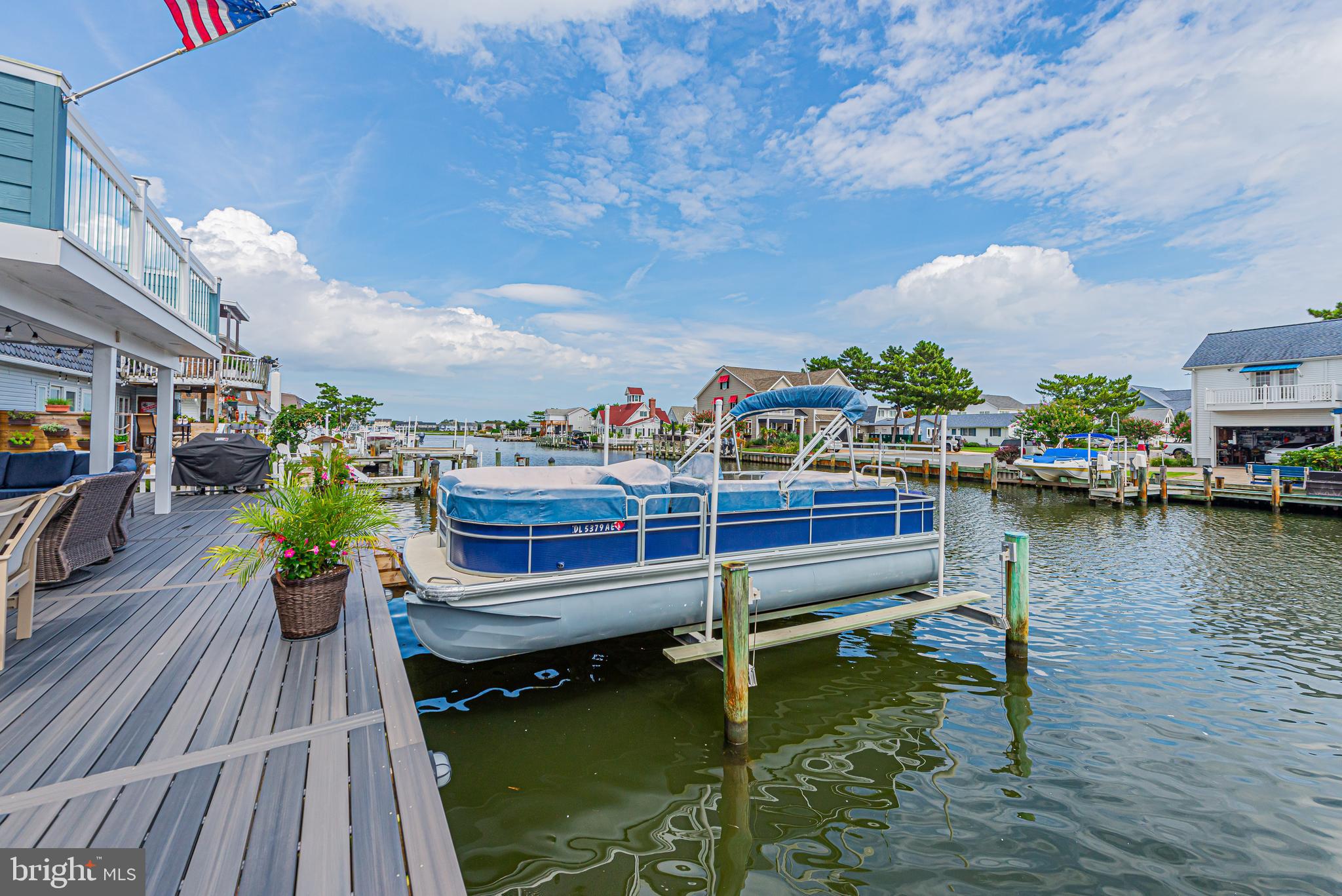 CAINE KEYS II EXT - Residential