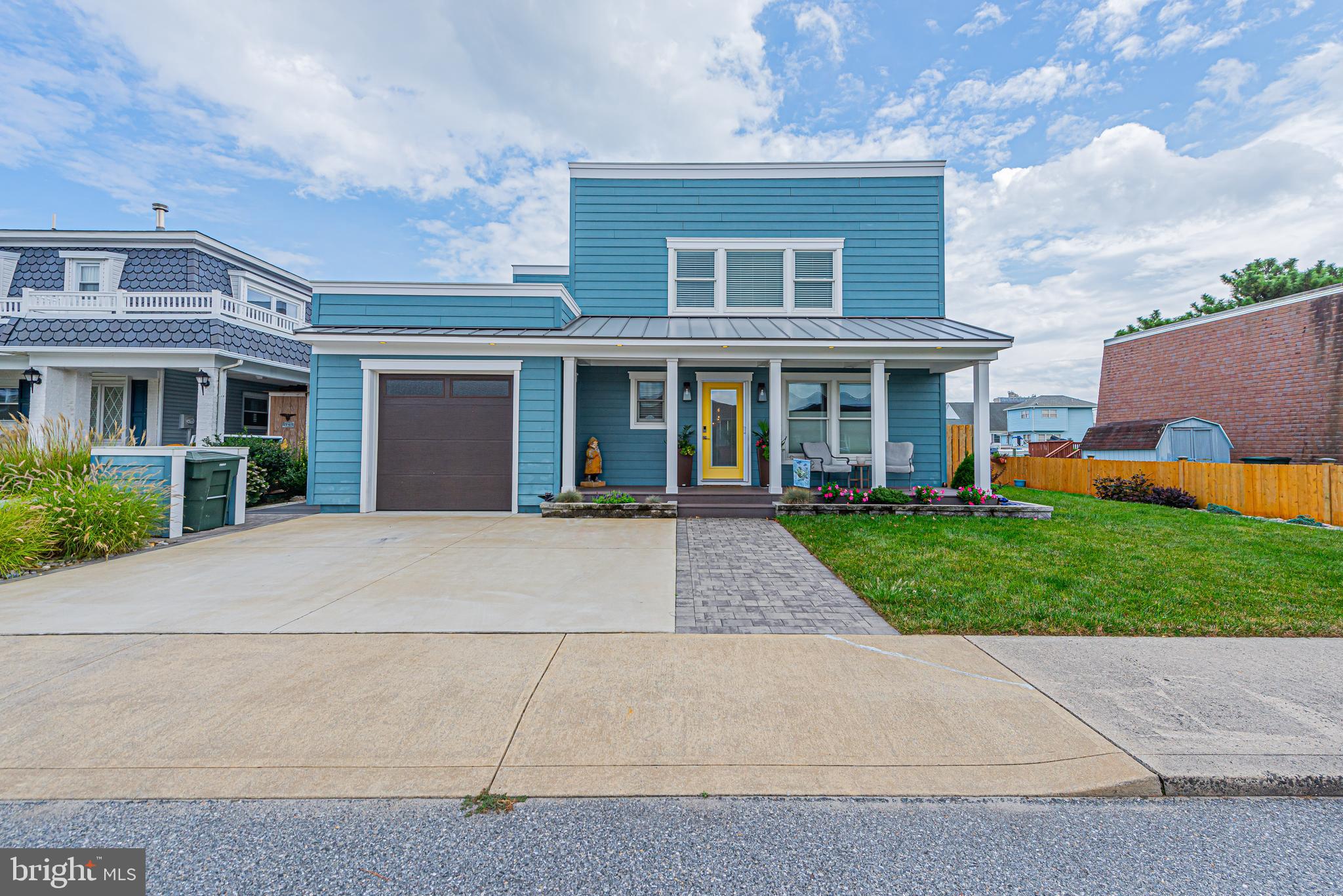 CAINE KEYS II EXT - Residential