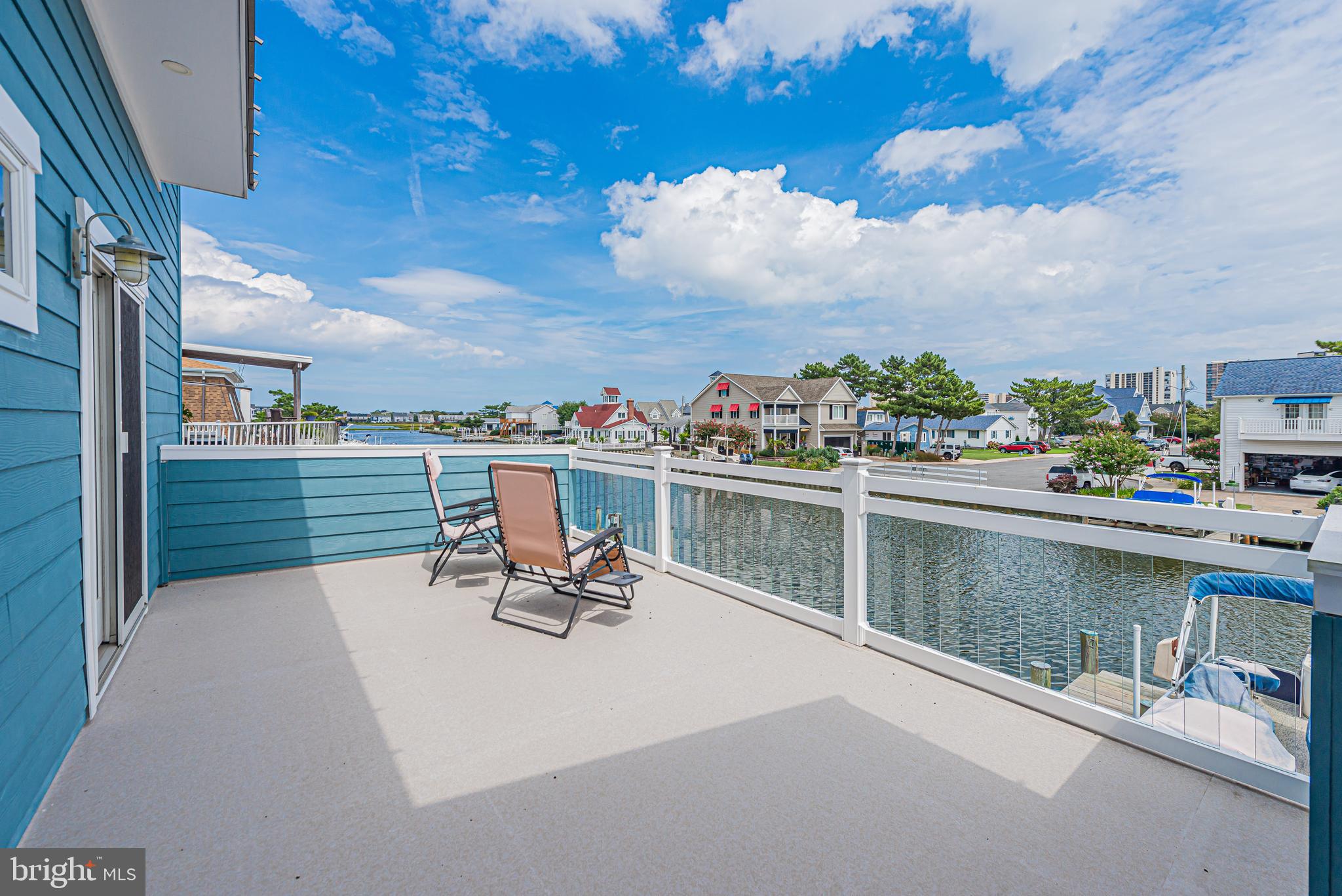 CAINE KEYS II EXT - Residential