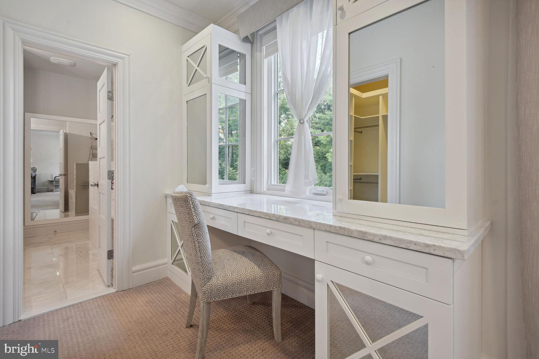 WOODSIDE ESTATES - Residential