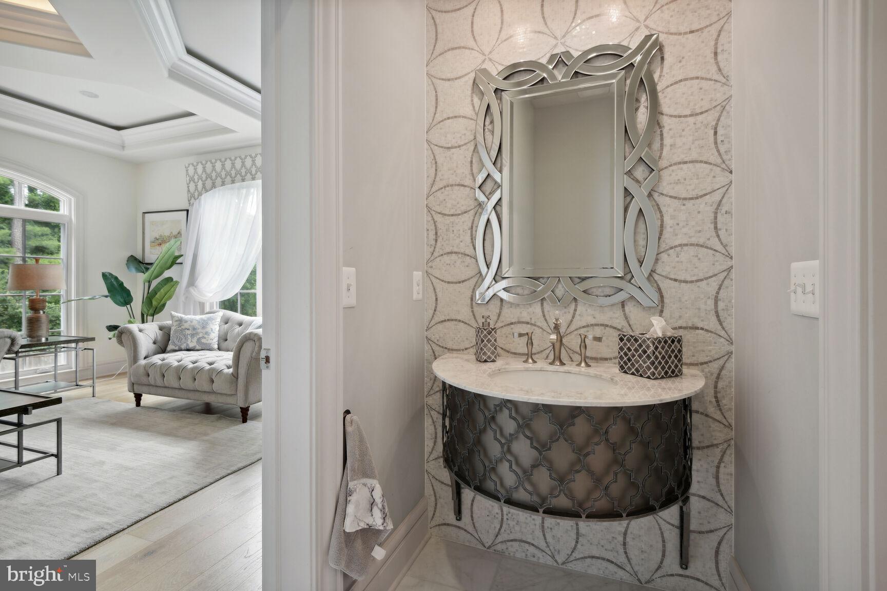 WOODSIDE ESTATES - Residential