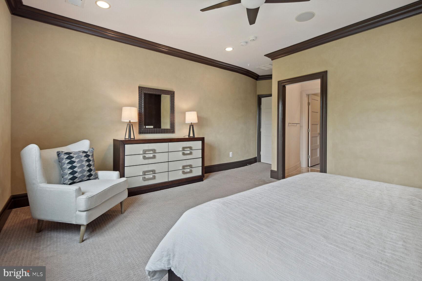 WOODSIDE ESTATES - Residential