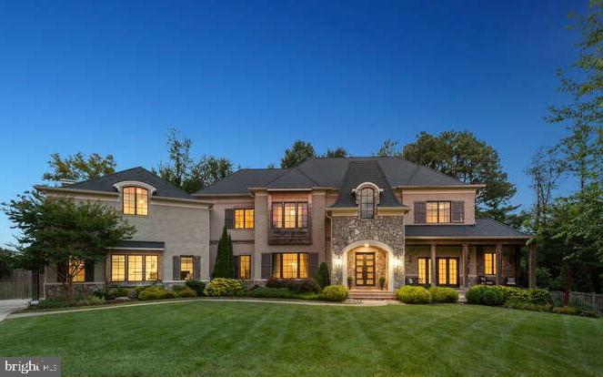 WOODSIDE ESTATES - Residential