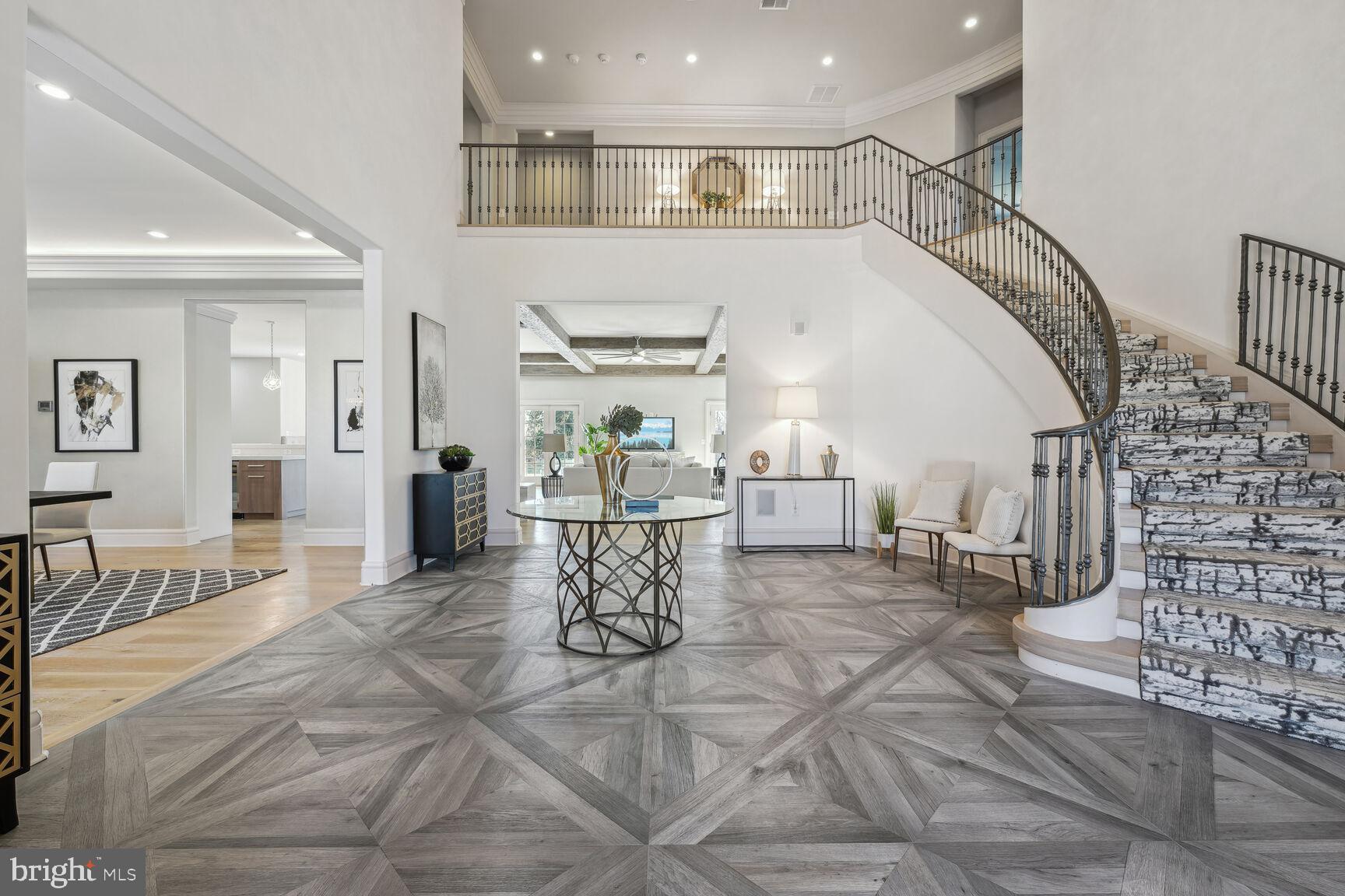 WOODSIDE ESTATES - Residential