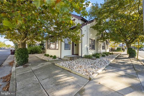 Photo of 132 N Lafayette Avenue, VENTNOR CITY, NJ 08406 (MLS # NJAC2021136)