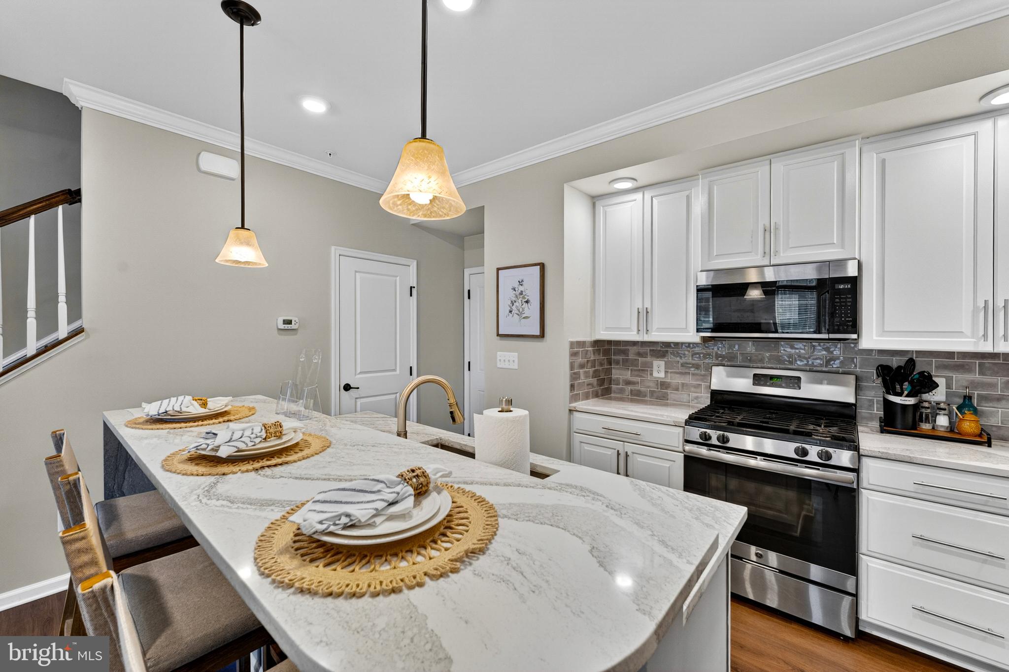 VIRGINIA MANOR CONDOMINIUM - Residential