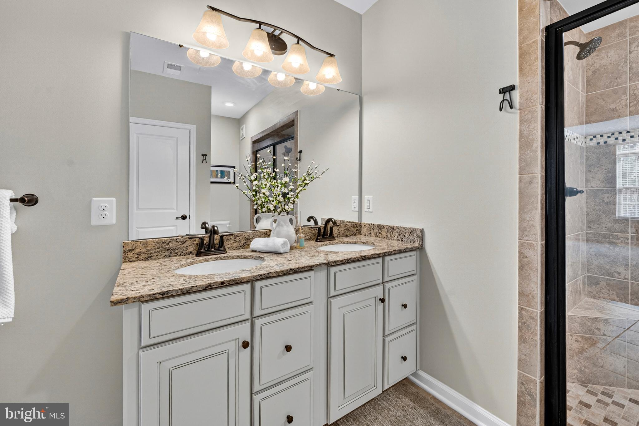 VIRGINIA MANOR CONDOMINIUM - Residential