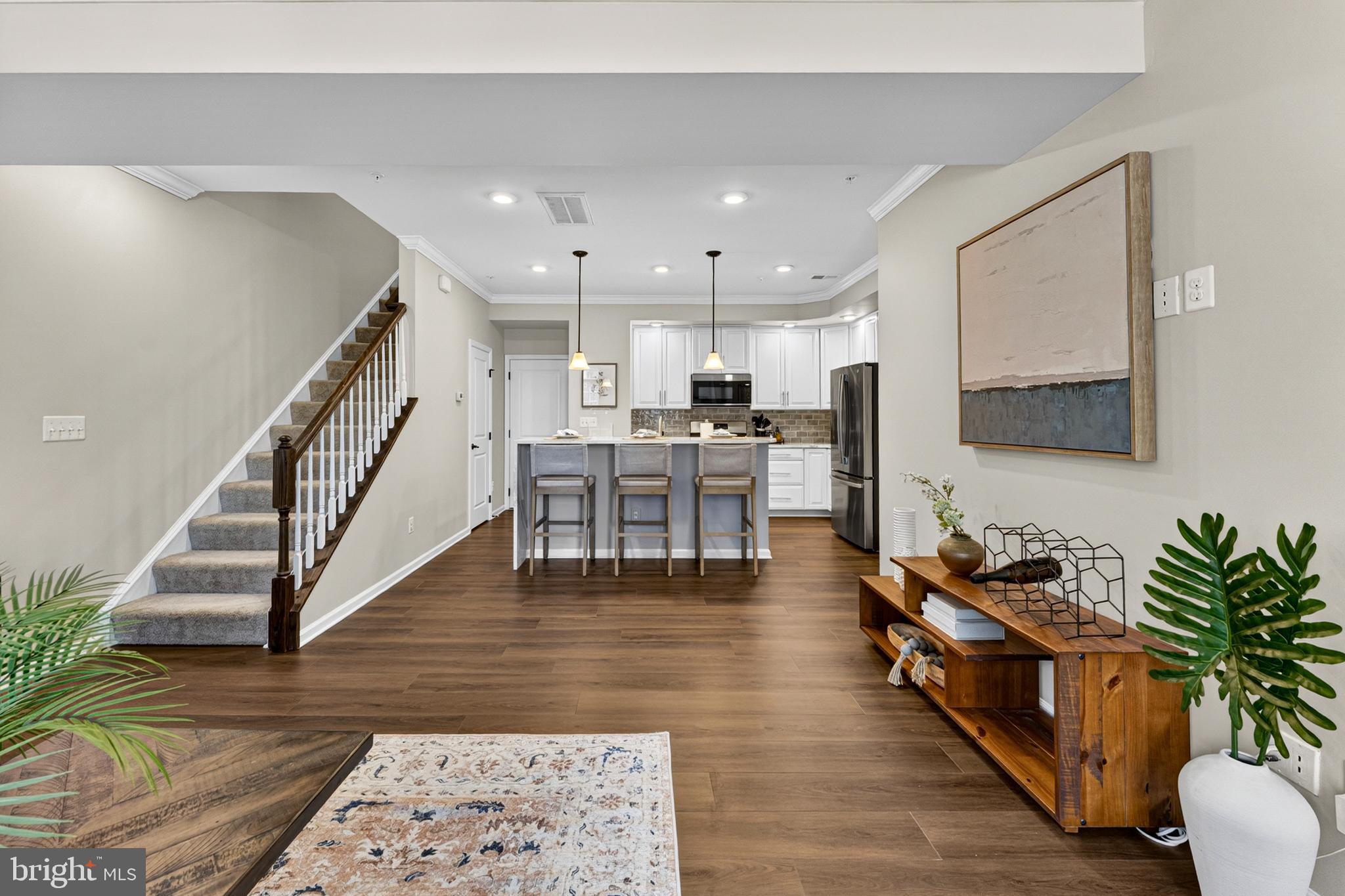 VIRGINIA MANOR CONDOMINIUM - Residential