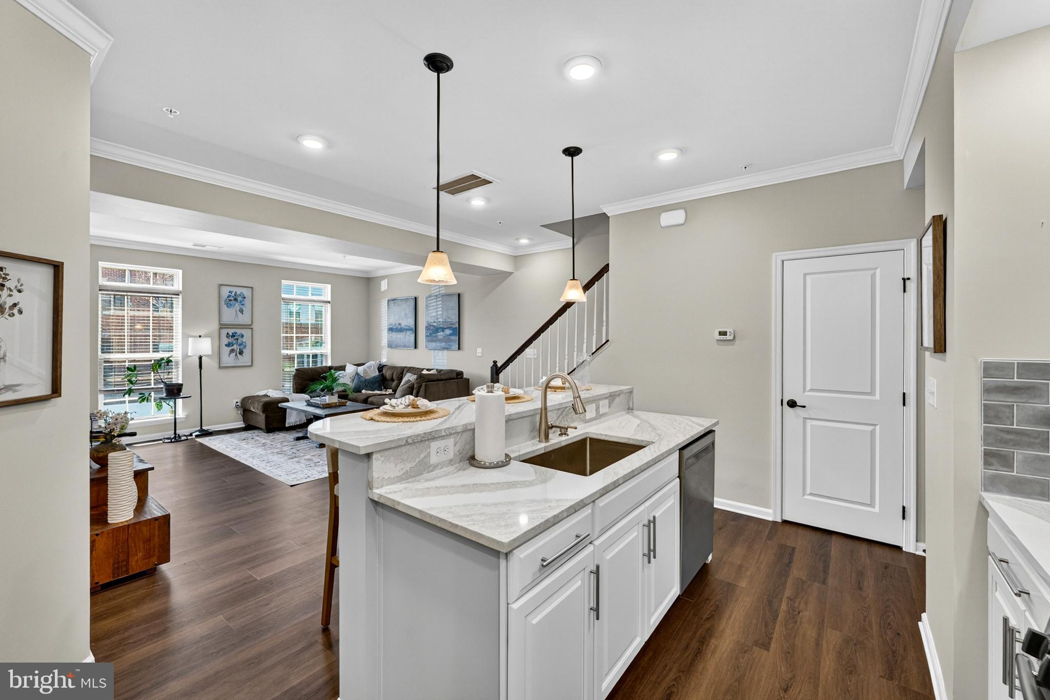 VIRGINIA MANOR CONDOMINIUM - Residential