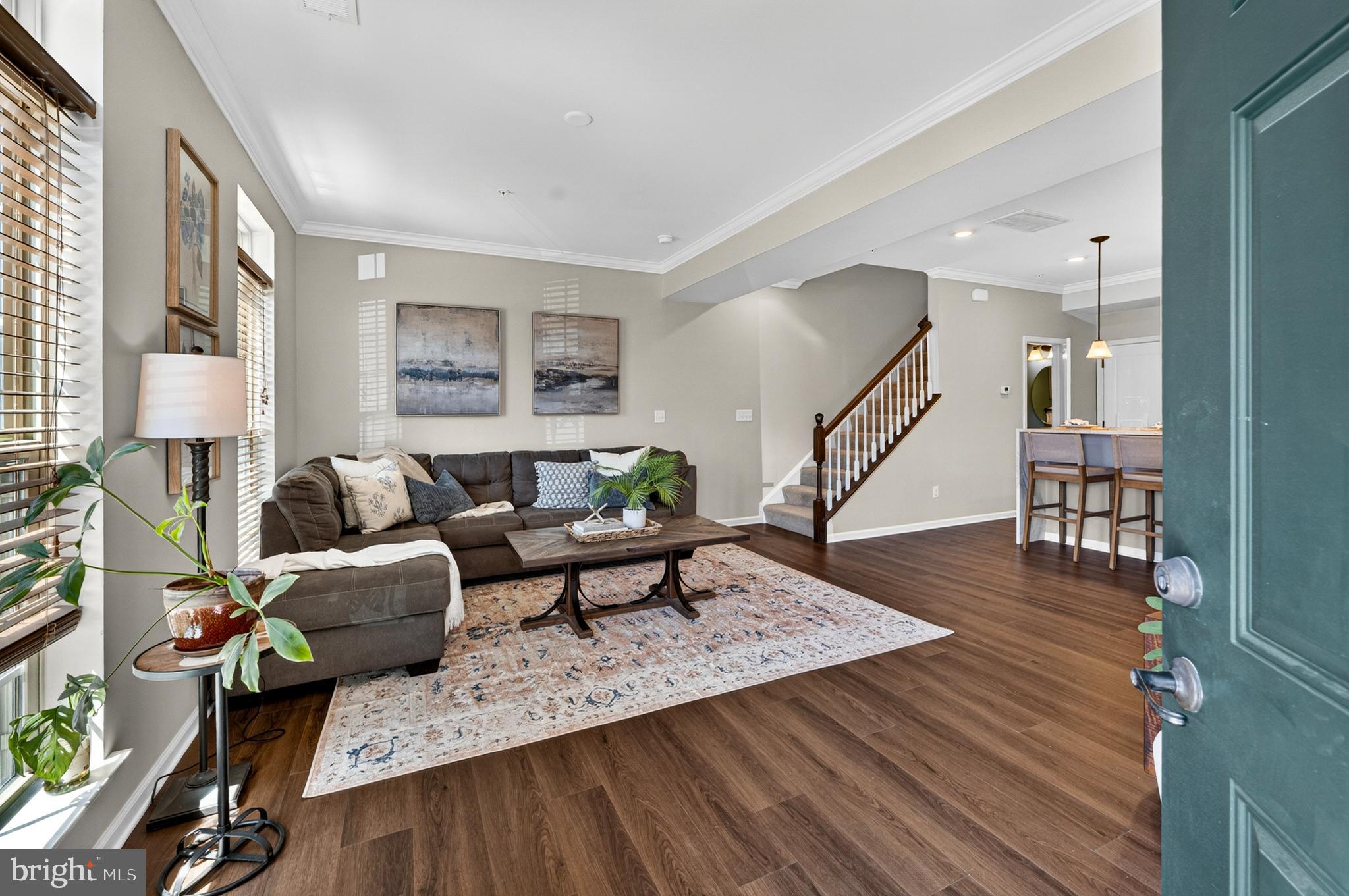 VIRGINIA MANOR CONDOMINIUM - Residential