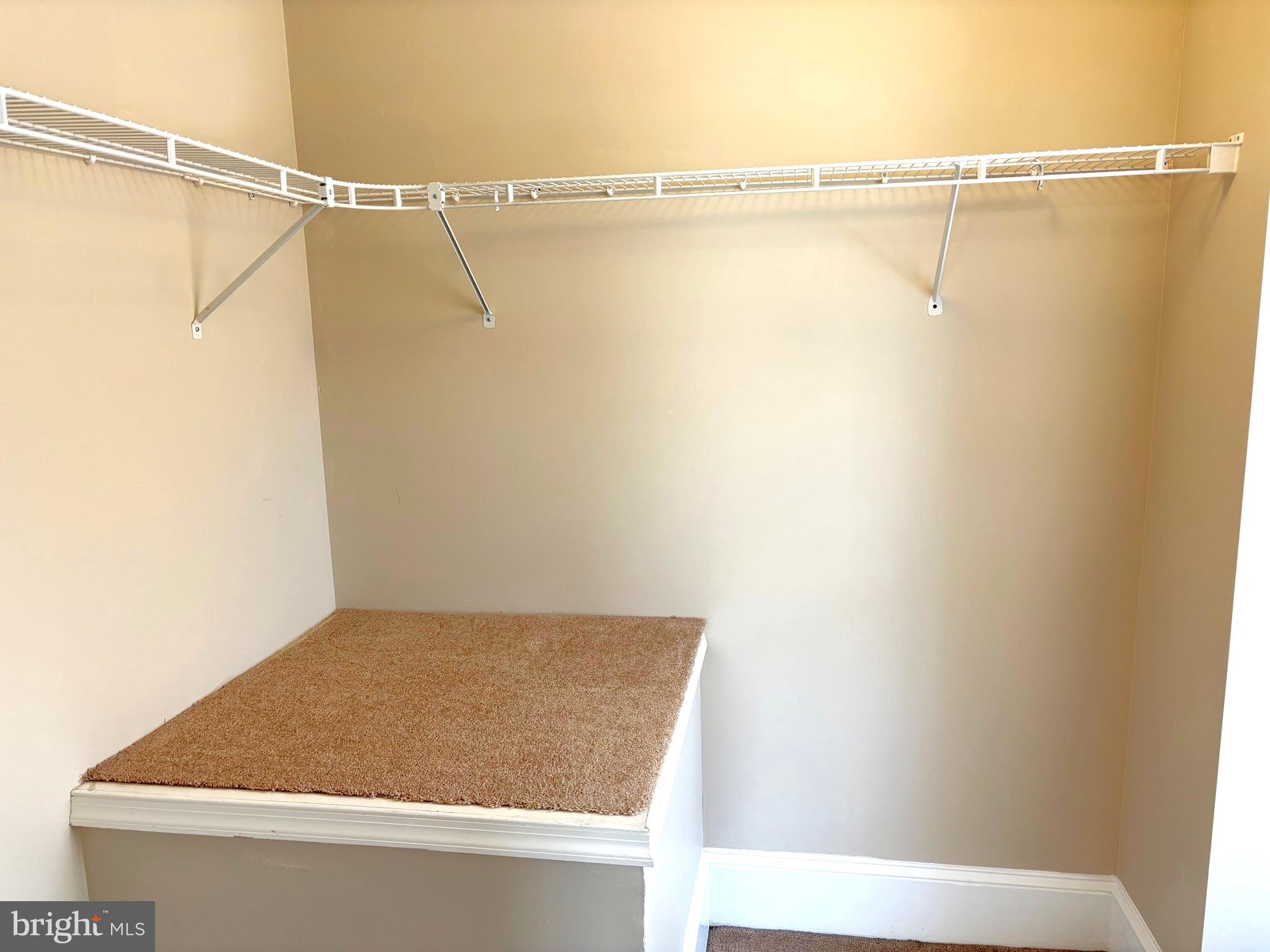 ABINGTON - Residential Lease