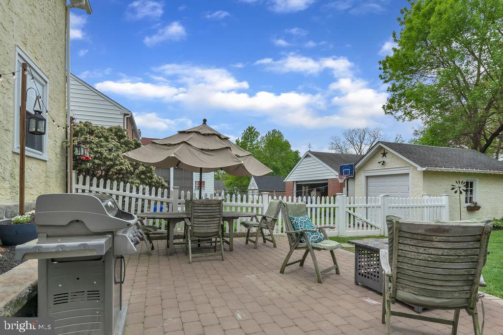 PADDOCK FARMS - Residential