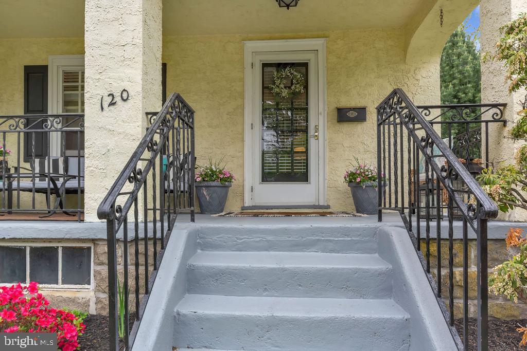 PADDOCK FARMS - Residential