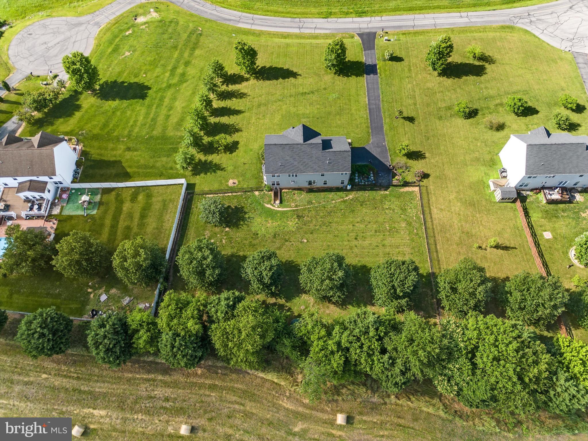 SPRUCE HILL ESTATES - Residential