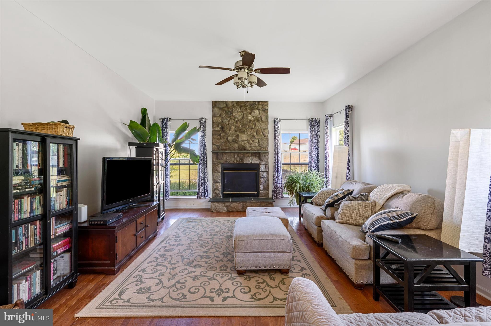 SPRUCE HILL ESTATES - Residential