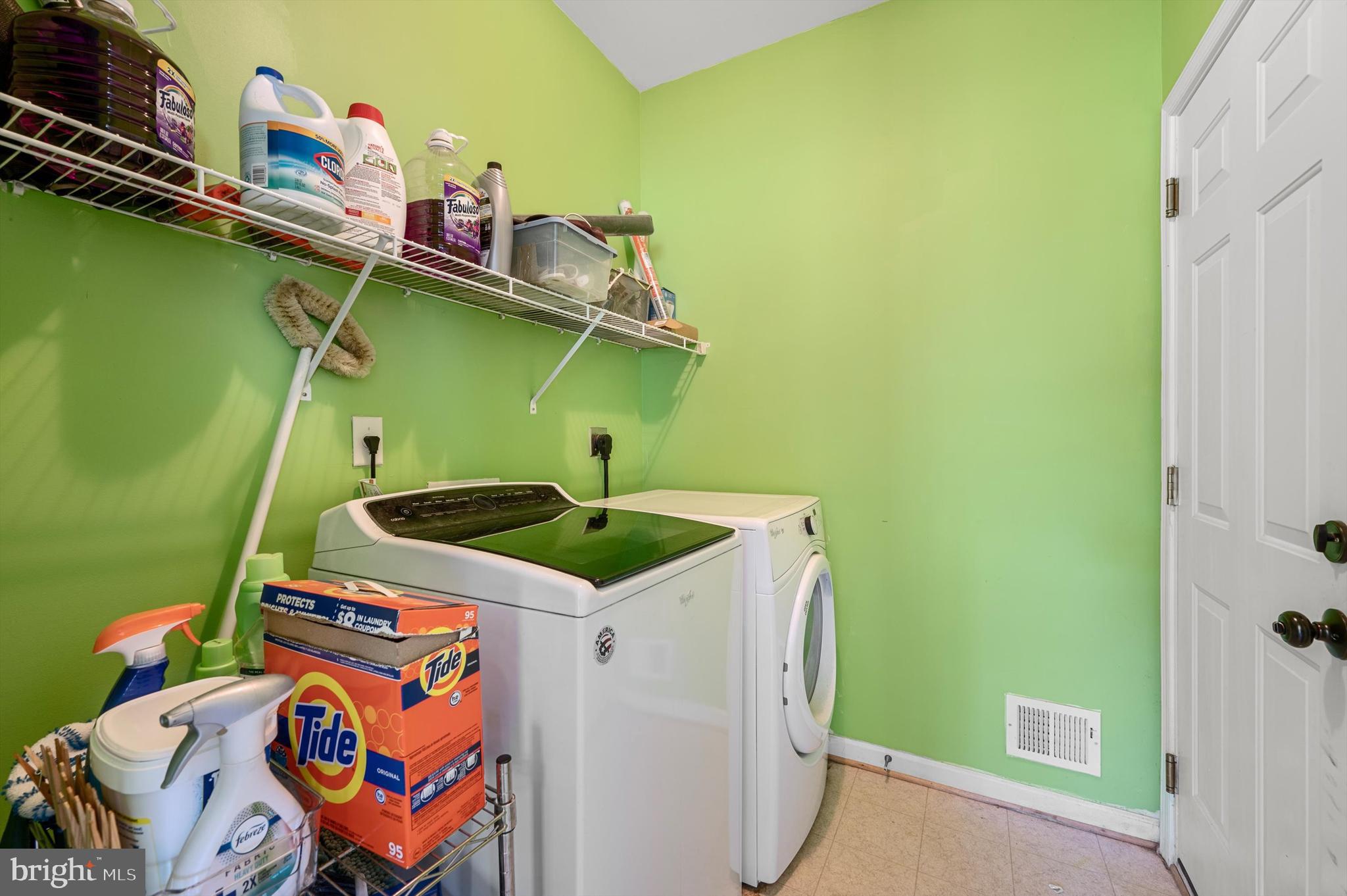 SPRUCE HILL ESTATES - Residential