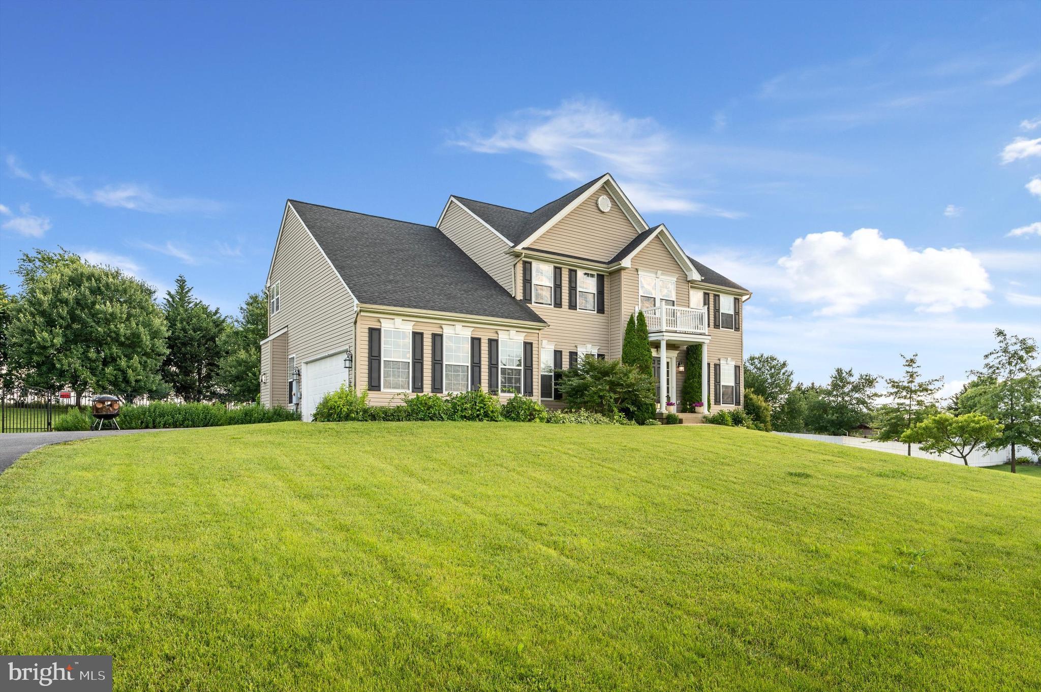 SPRUCE HILL ESTATES - Residential