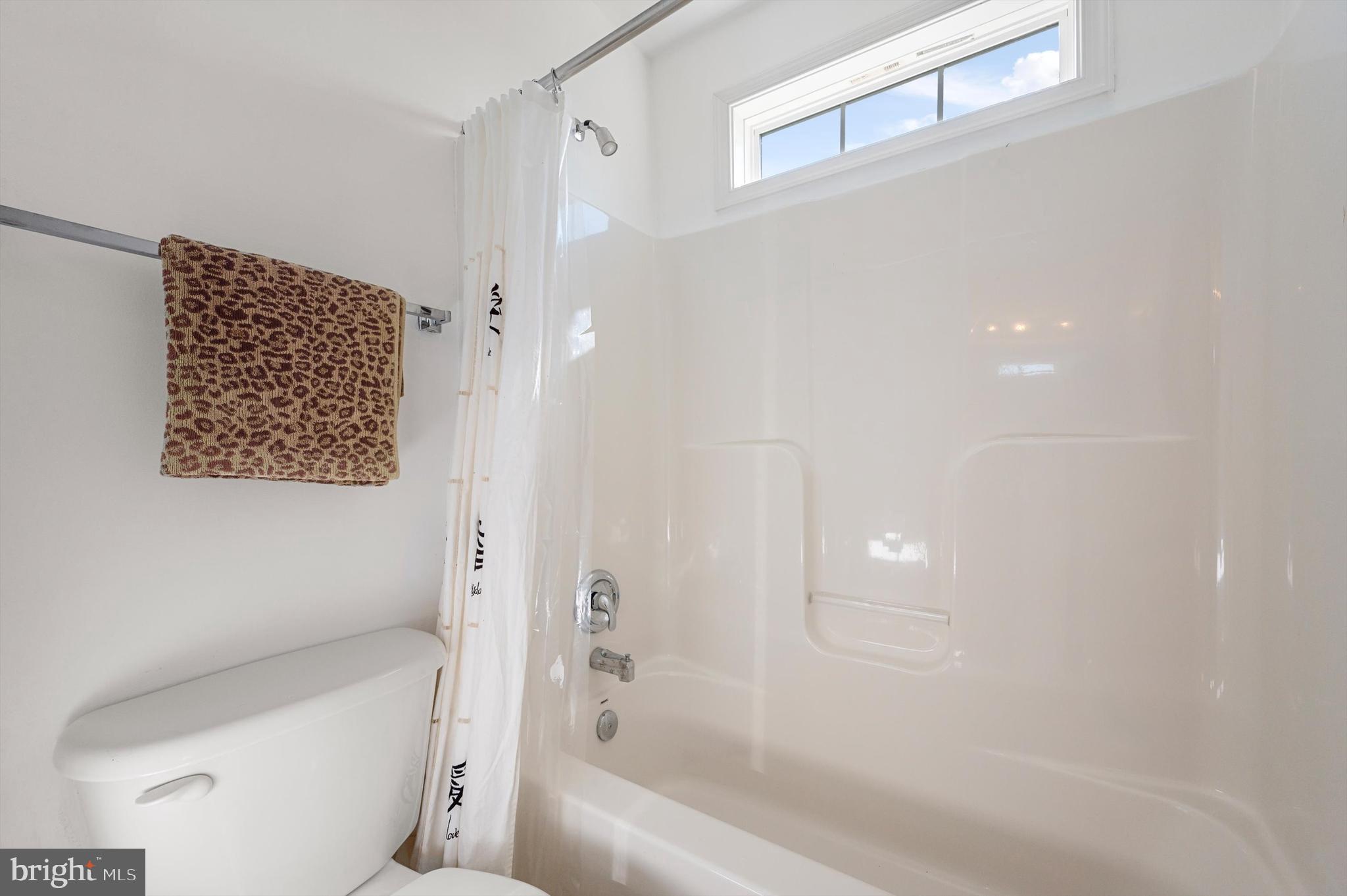 SPRUCE HILL ESTATES - Residential