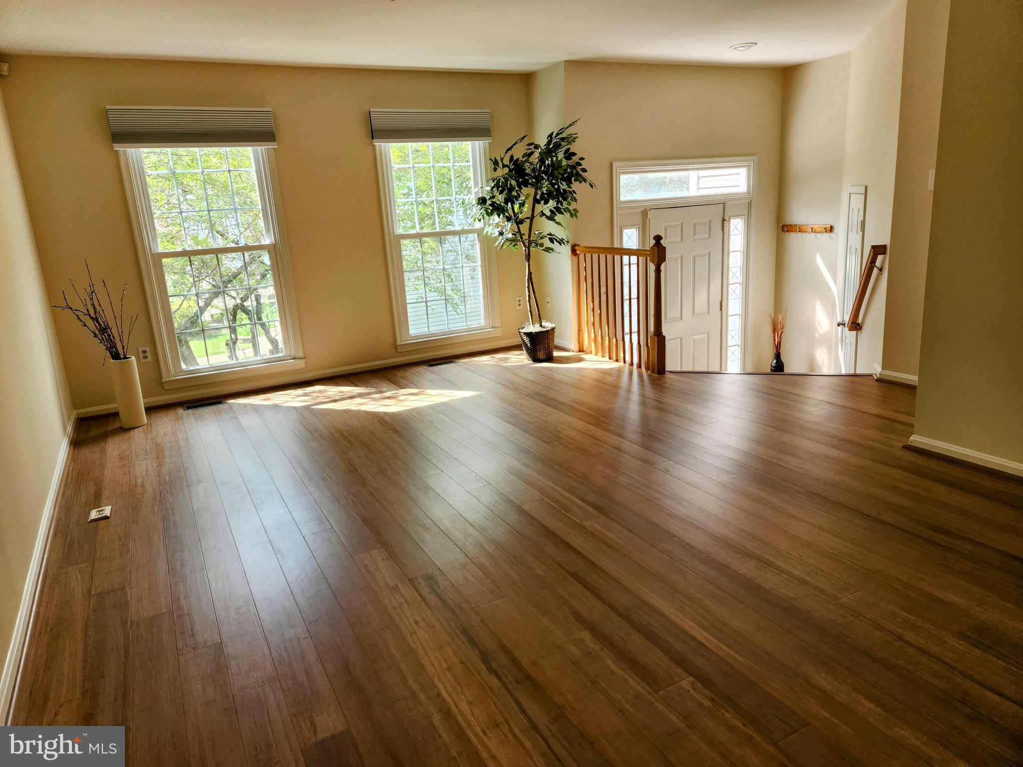 FLOWER HILL - Residential