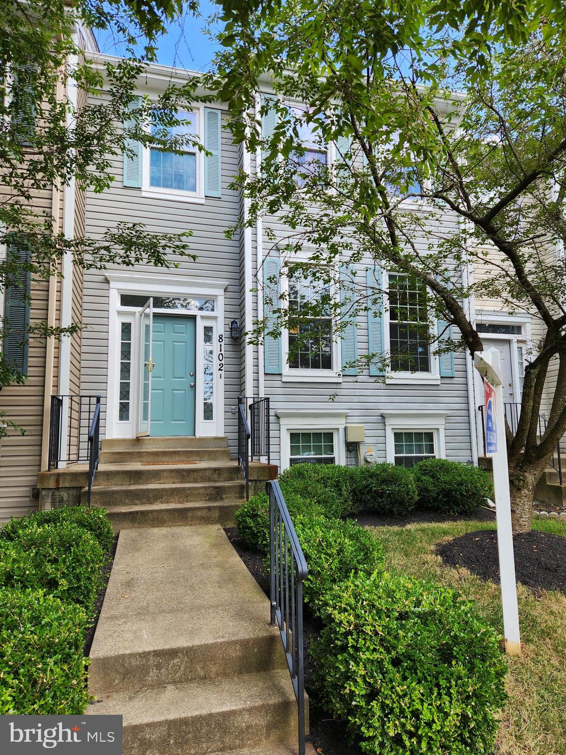 FLOWER HILL - Residential