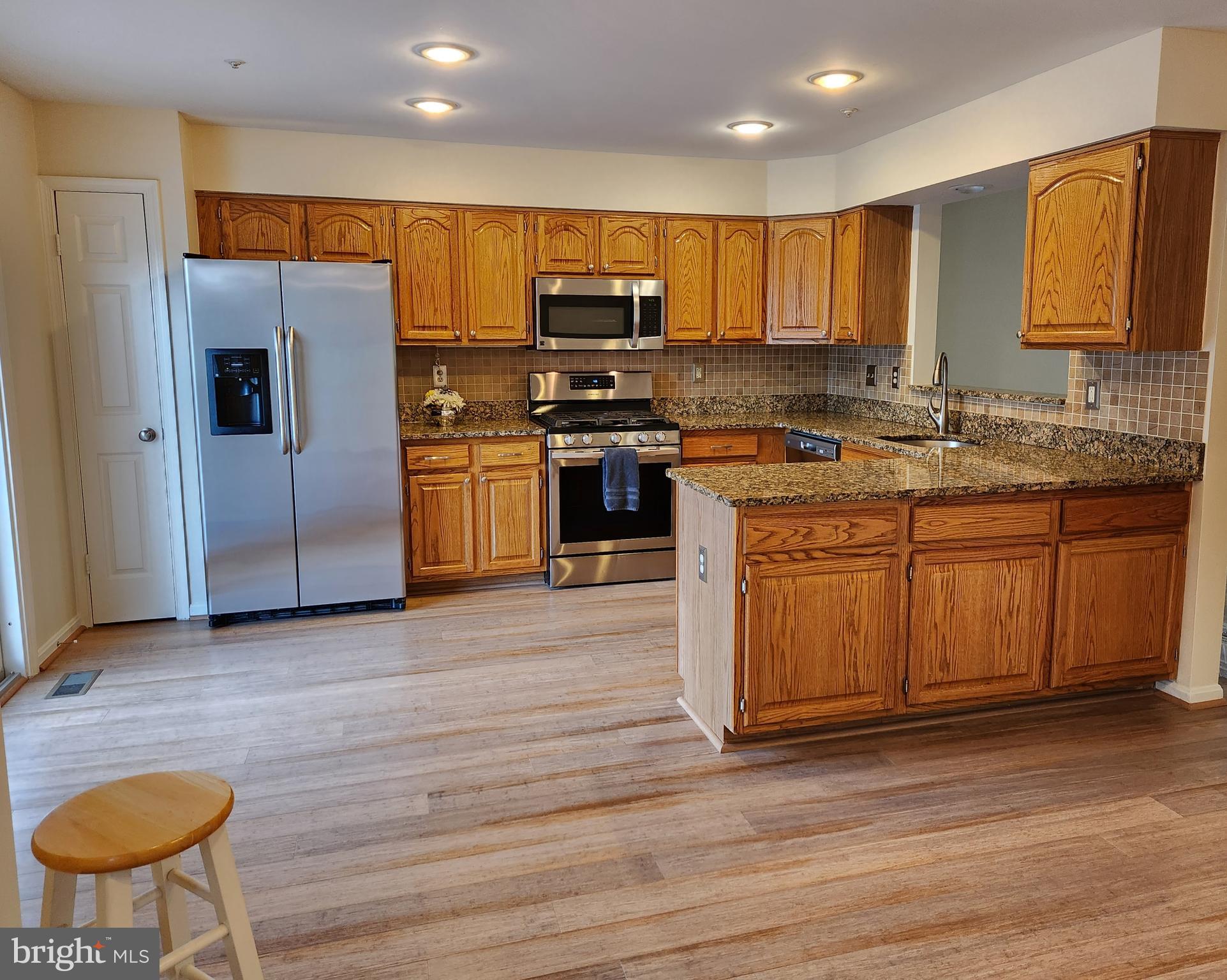 FLOWER HILL - Residential