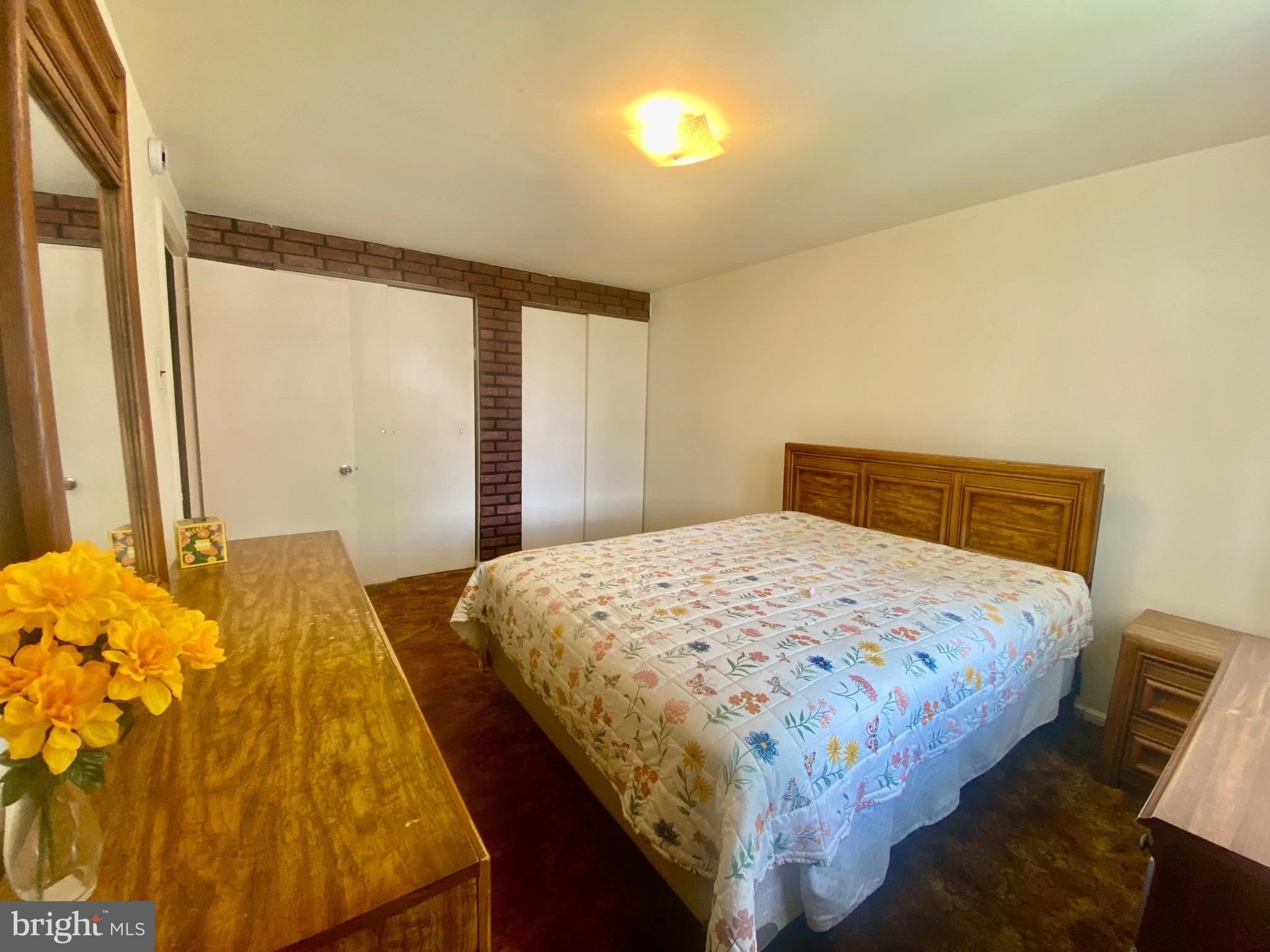 LINWOOD - Residential